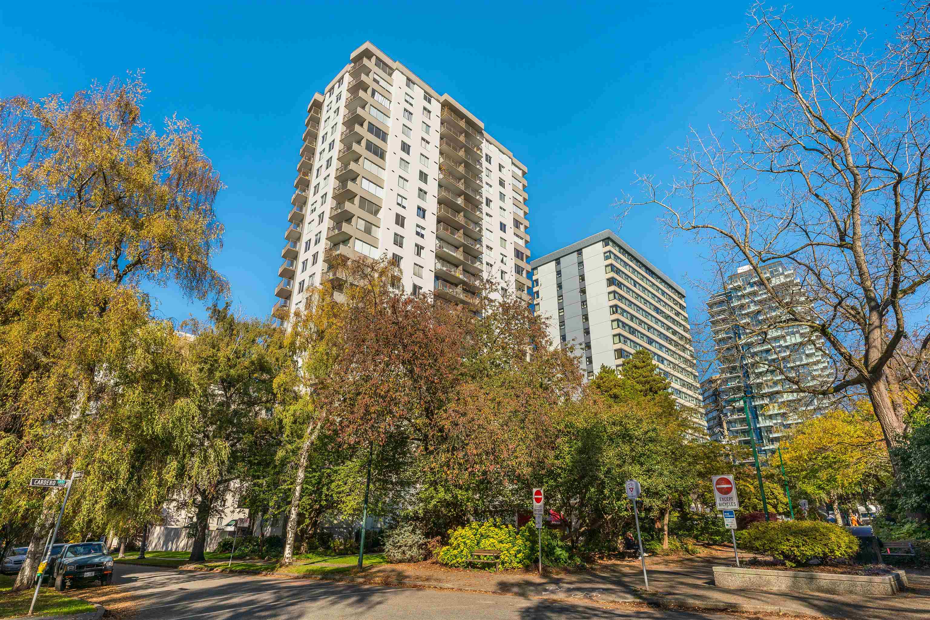 1251 Cardero Street #605, Vancouver, BC V6G 2H9