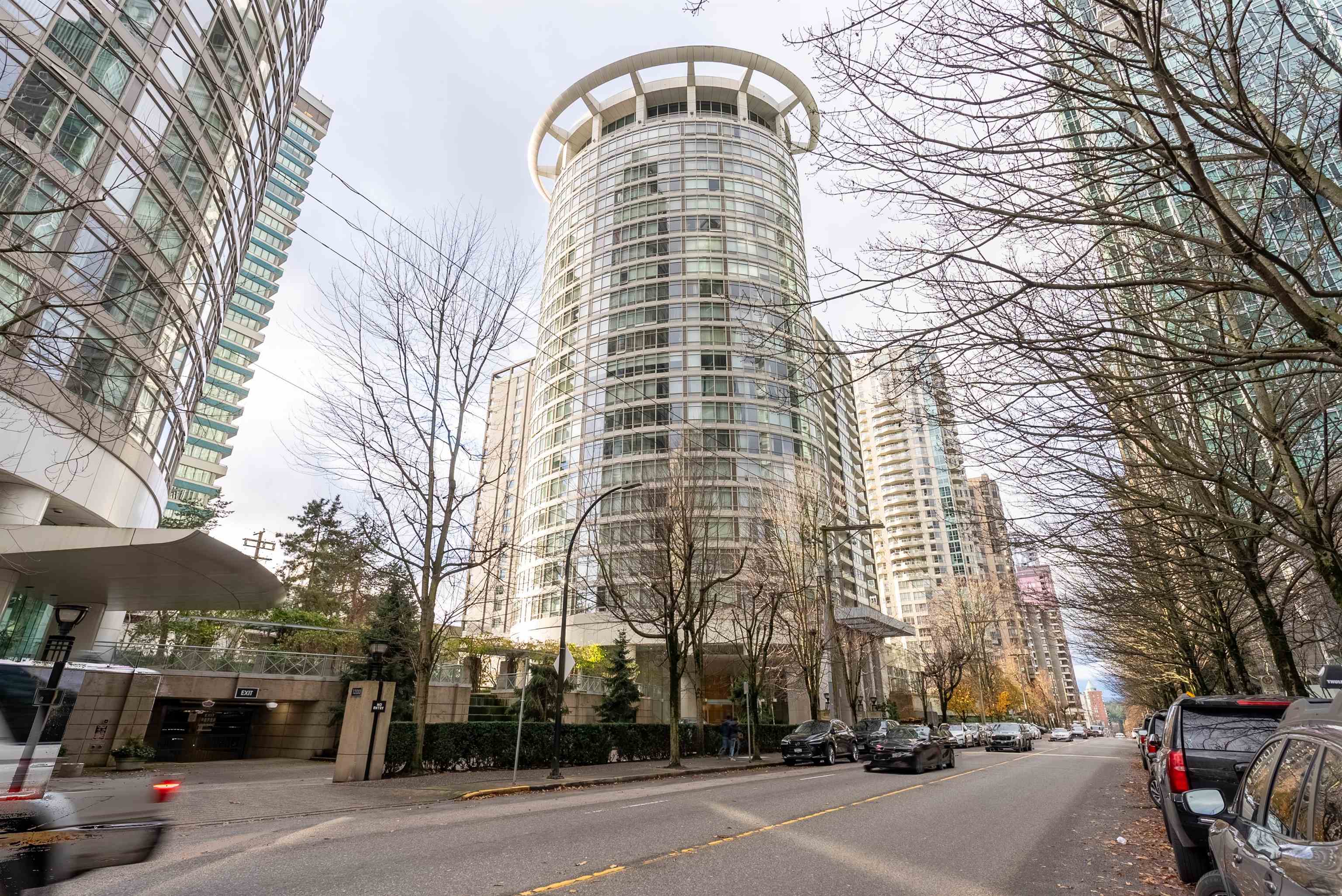 1288 Alberni Street #1004, Vancouver, BC V6E 4N5