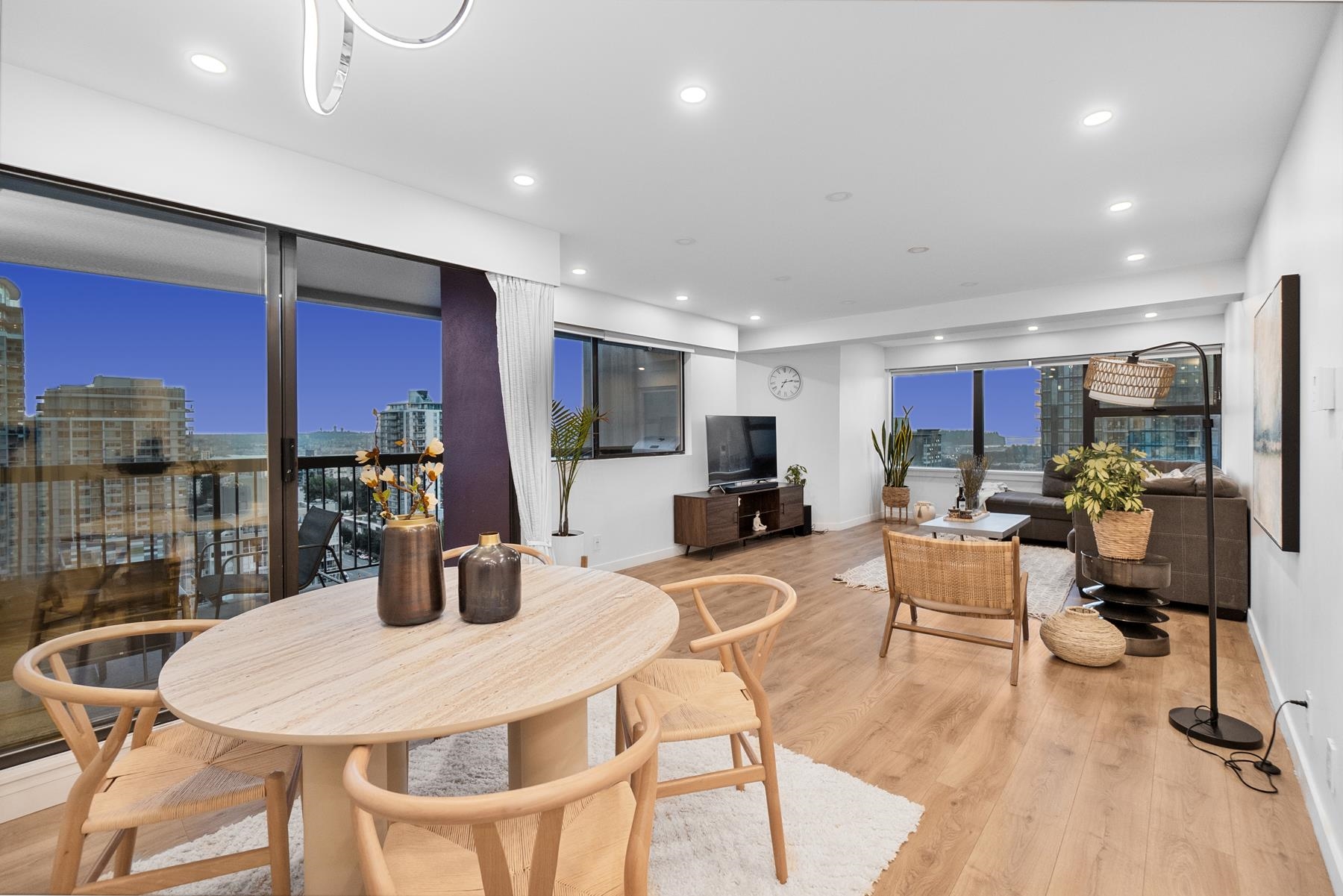 1515 Eastern Avenue #1304, North Vancouver, BC V7L 4R2