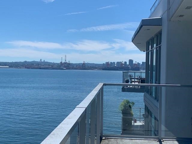 175 Victory Ship Way #904, North Vancouver, BC V7L 0G1