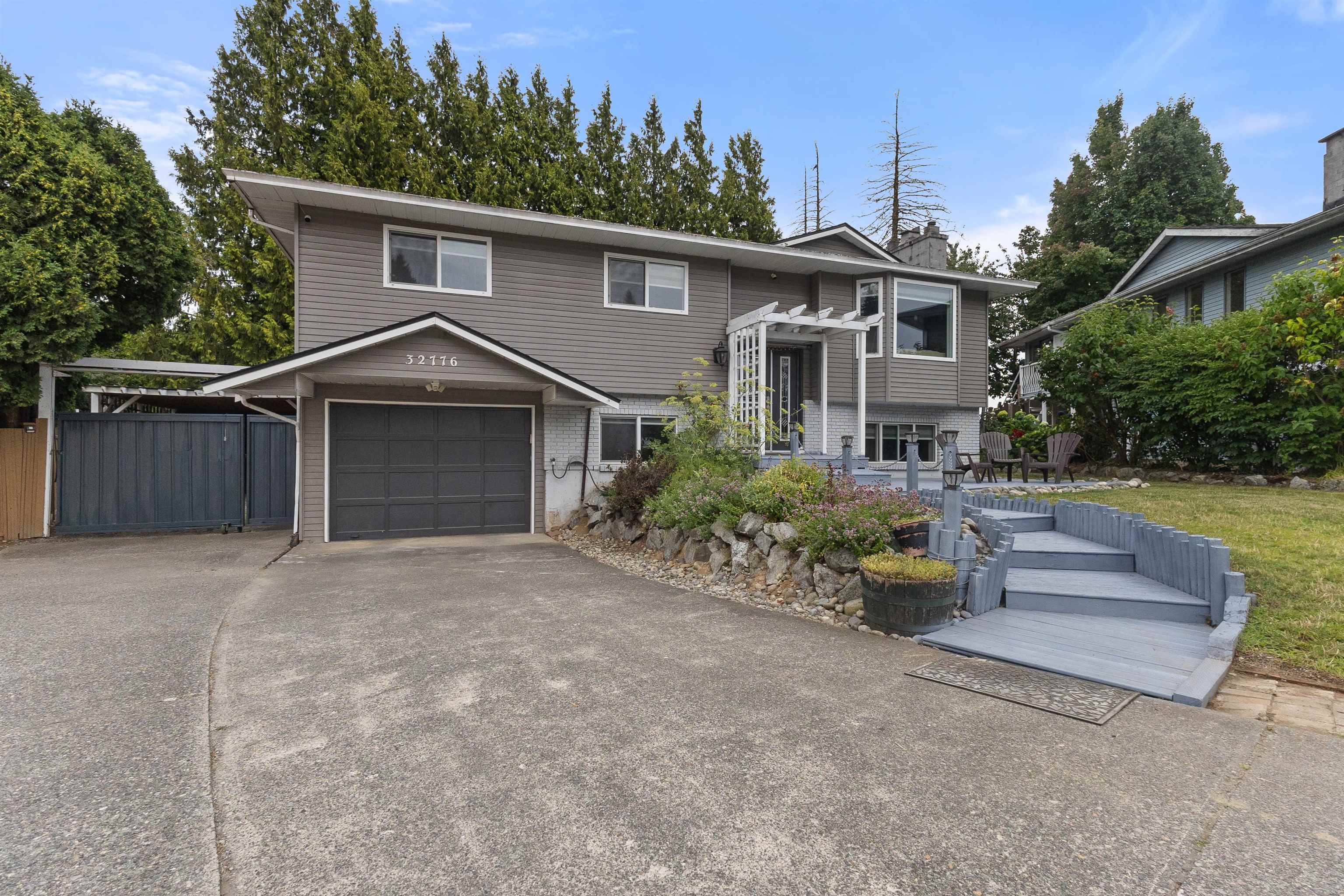 32776 Cowichan Terrace, Abbotsford, BC V2T 4Y5