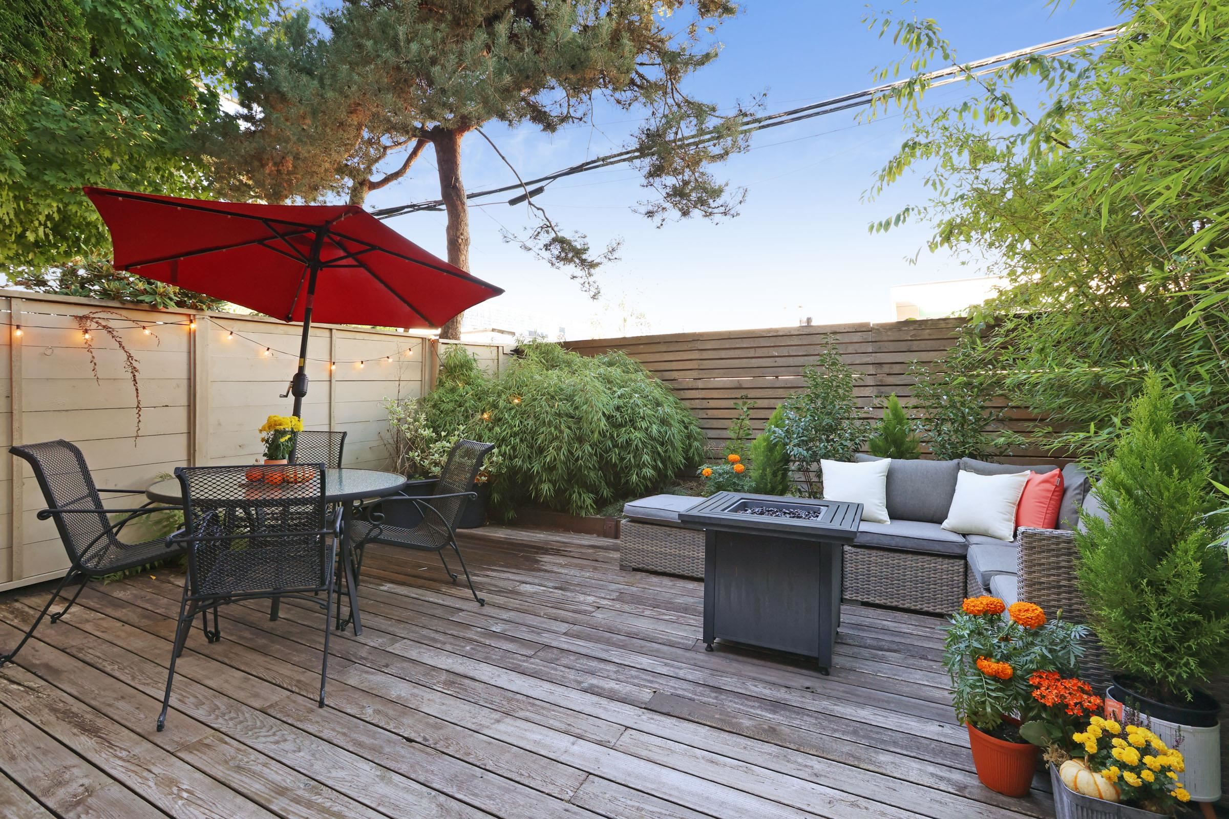 1933 West 5th Avenue #101, Vancouver, BC V6J 1P6