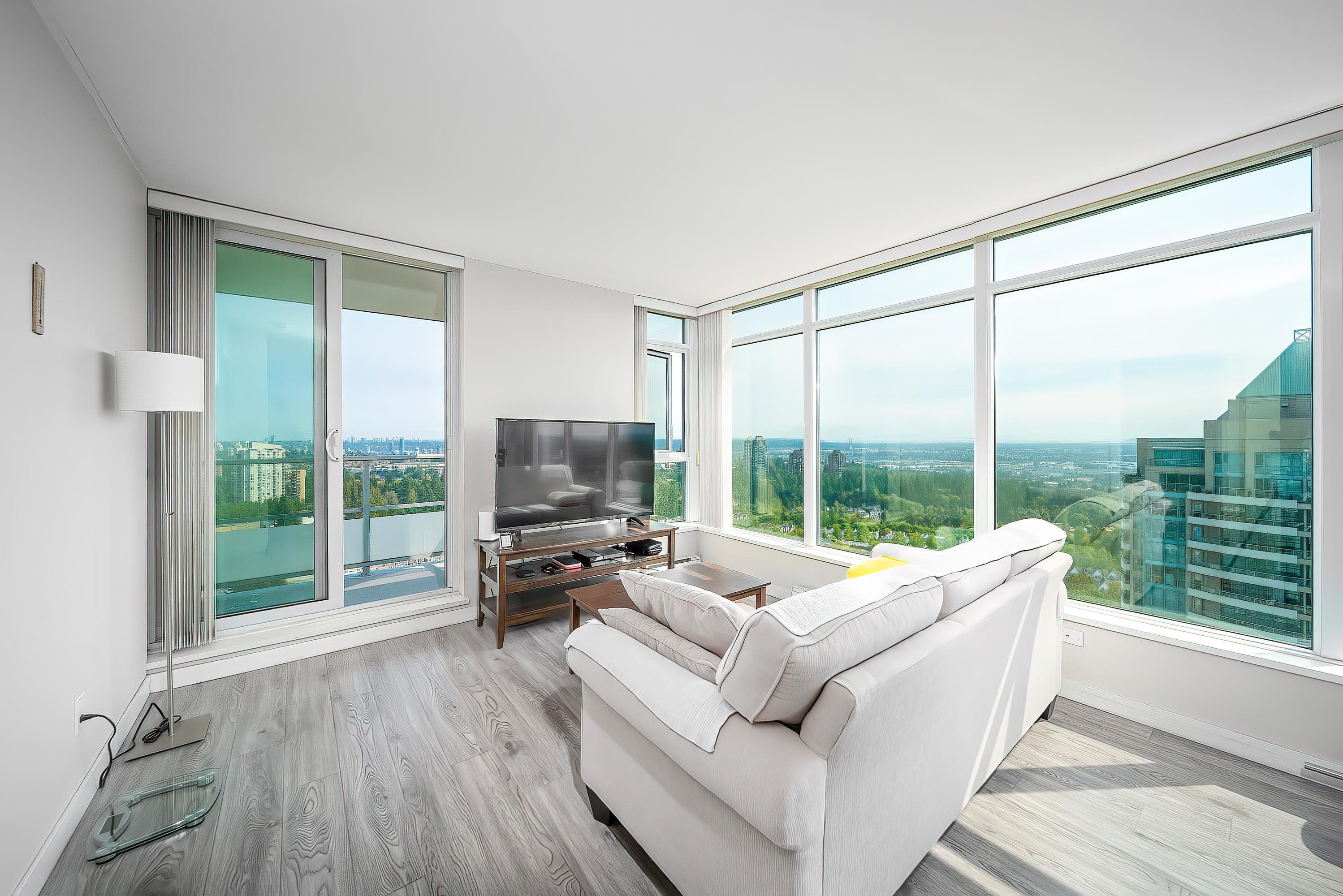 6688 Arcola Street #2606, Burnaby, BC V5E 0B3
