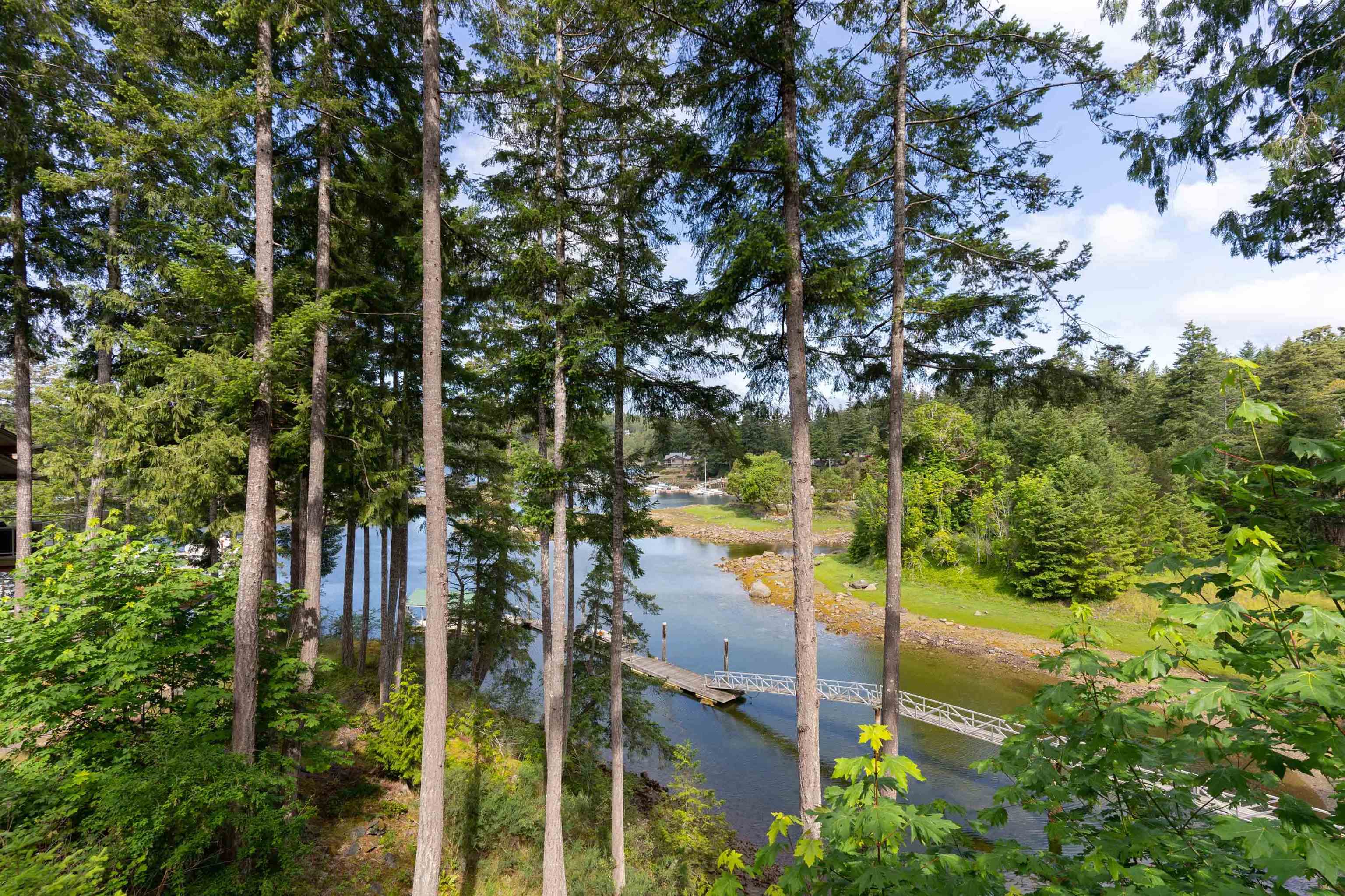 12849 Lagoon Rd #30b, Madeira Park, BC V0N 2H0