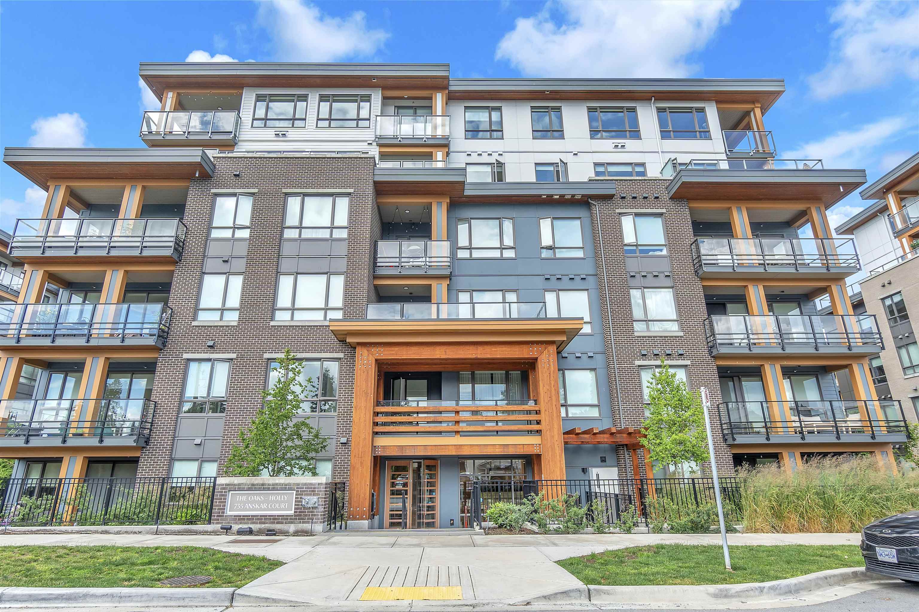 735 Anskar Court #112, Coquitlam, BC V3J 4J3