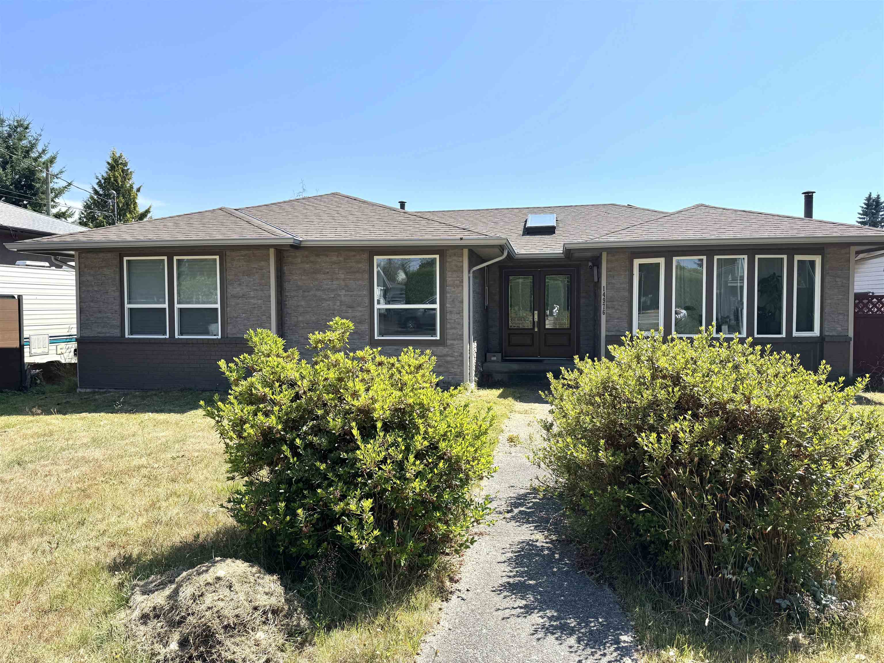 96 Avenue, Surrey, BC V3R 1E7