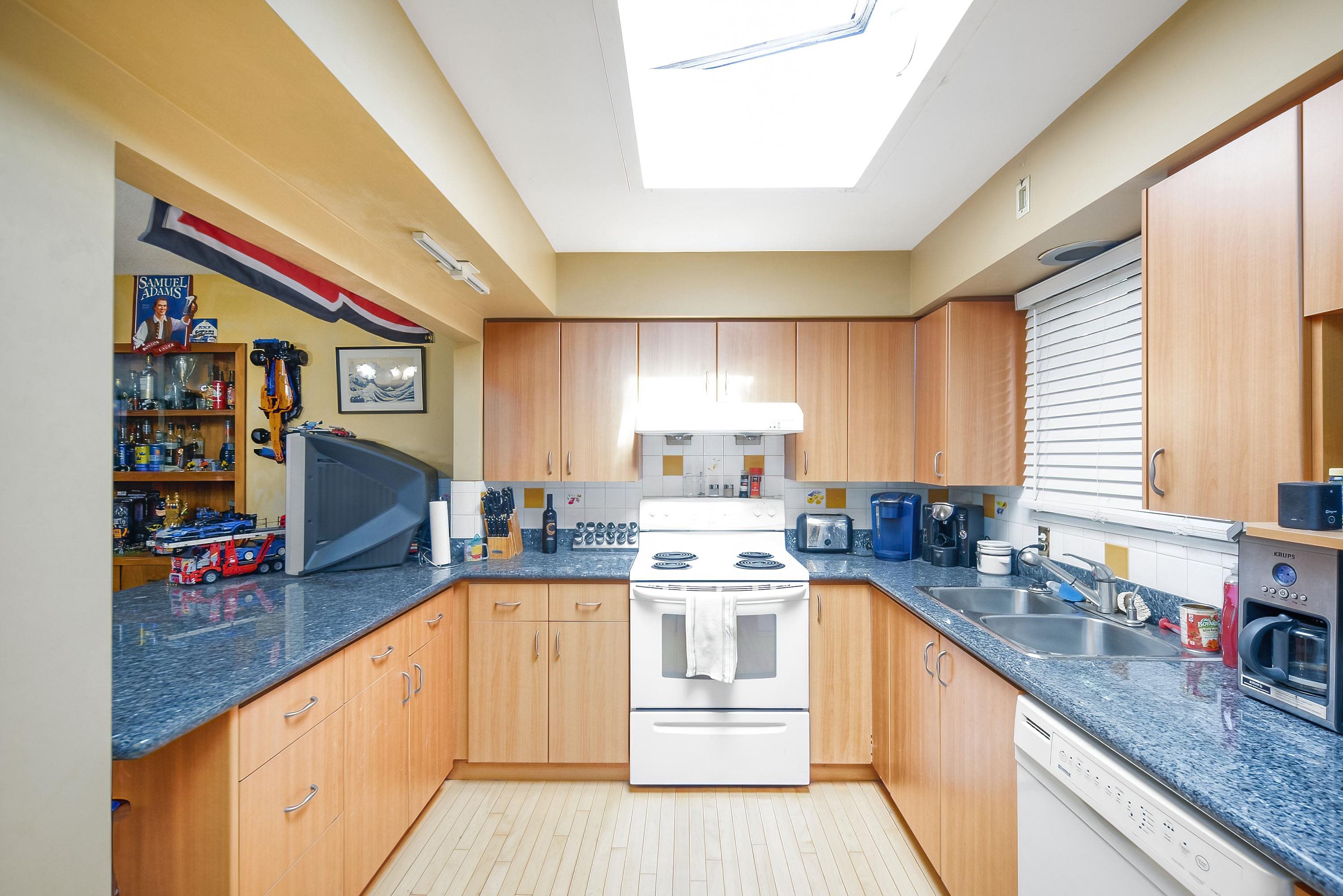 10971 Dennis Crescent, Richmond, BC V7A 3S3