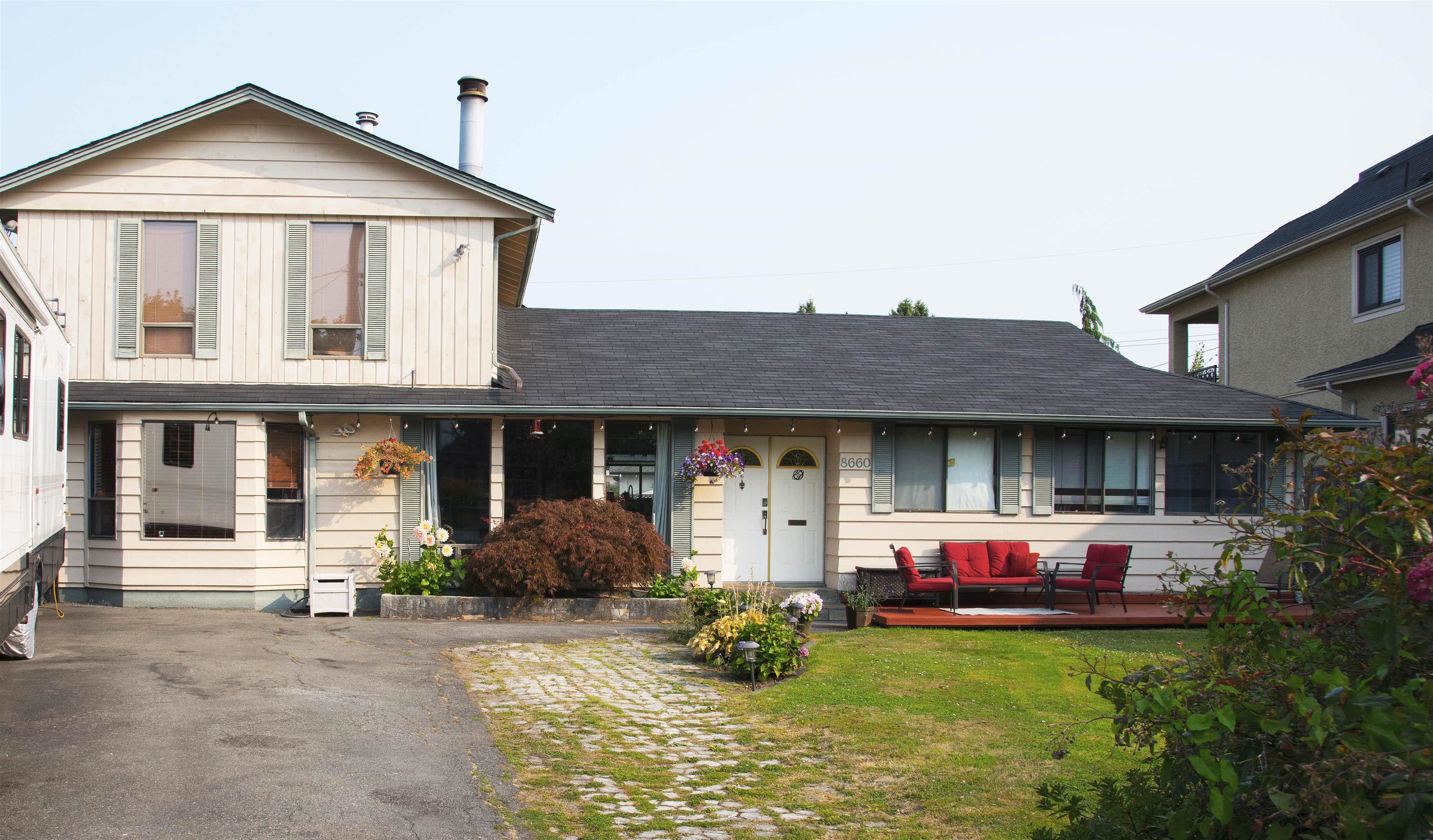 8660 Bairdmore Crescent, Richmond, BC V7C 1M7