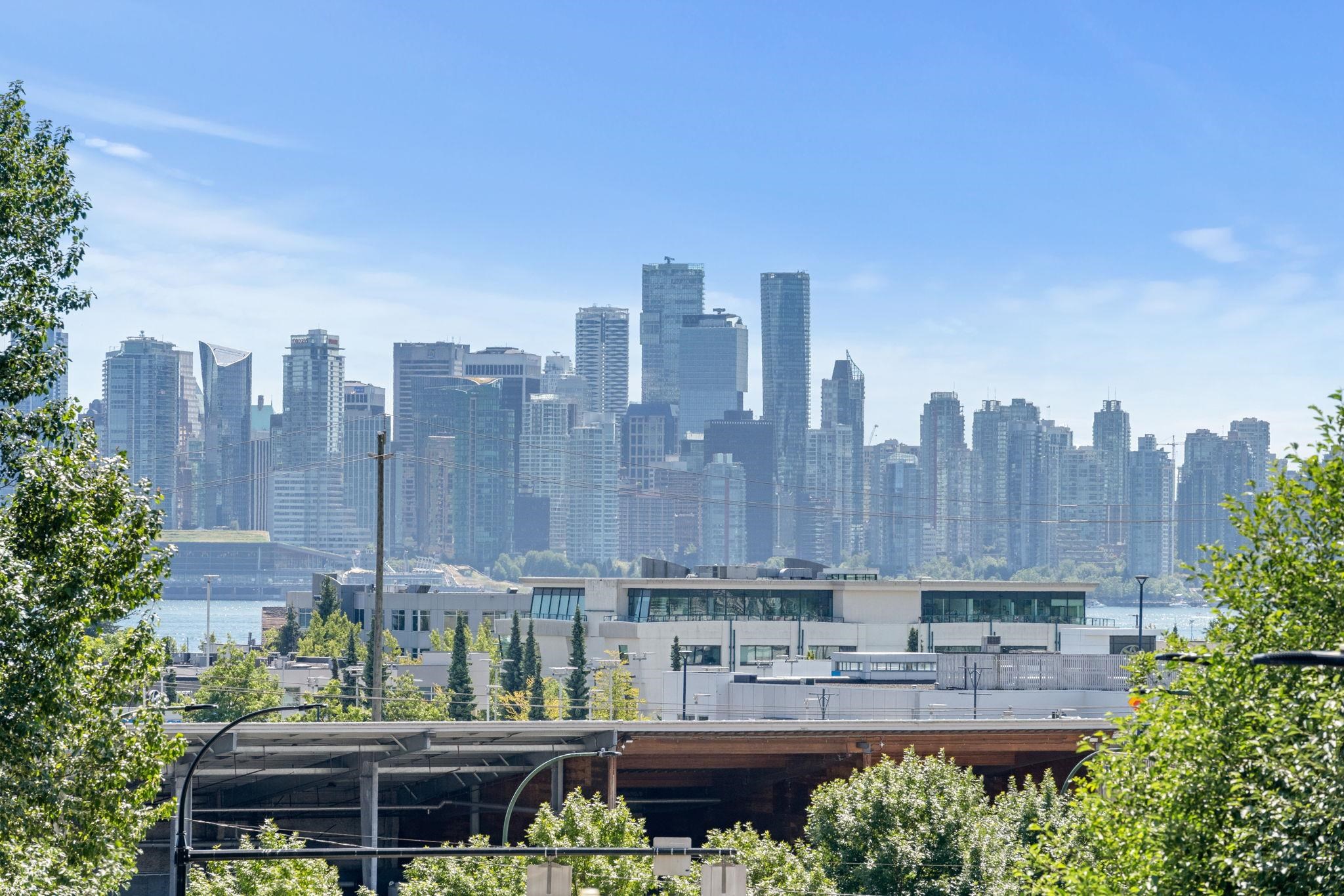 719 3rd Street West #412, North Vancouver, BC V7M 0E7