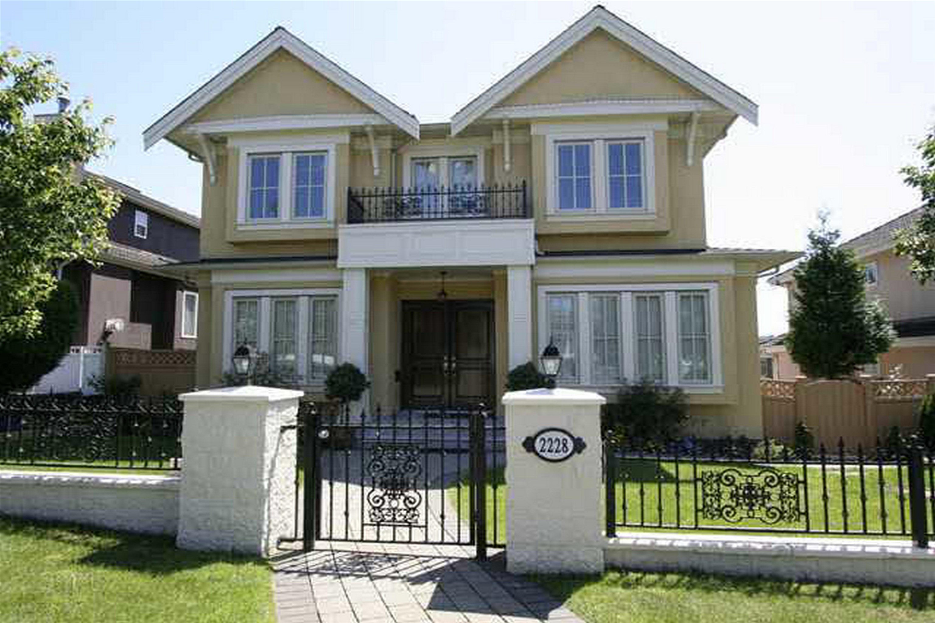 2228 West 22nd Avenue, Vancouver, BC V6L 1L7