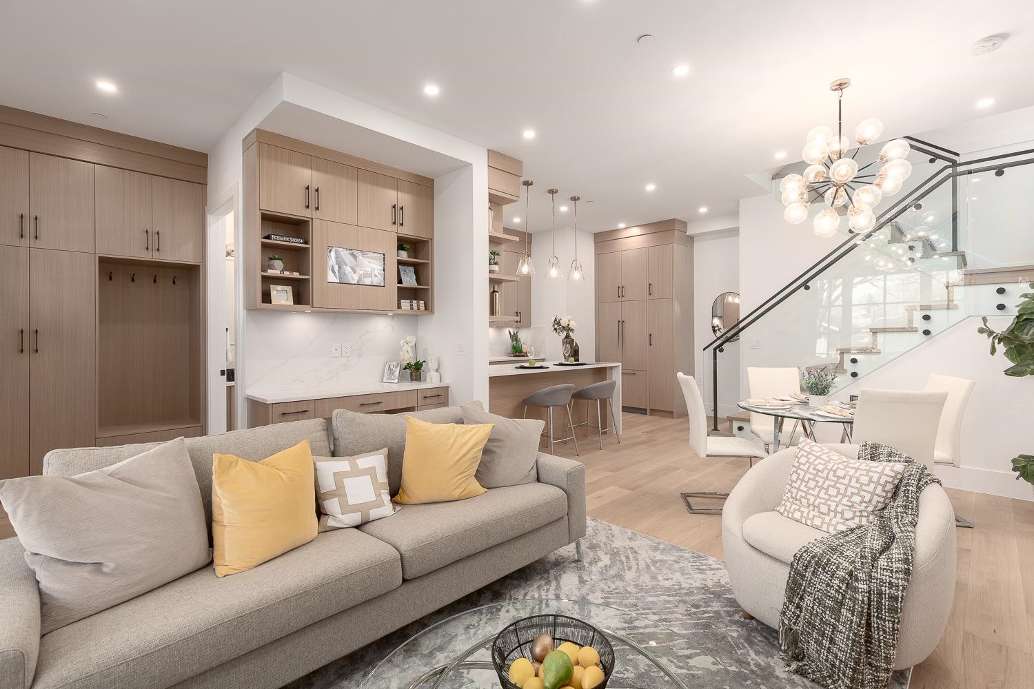 1166 East 11th Avenue #1, Vancouver, BC V5T 2G3