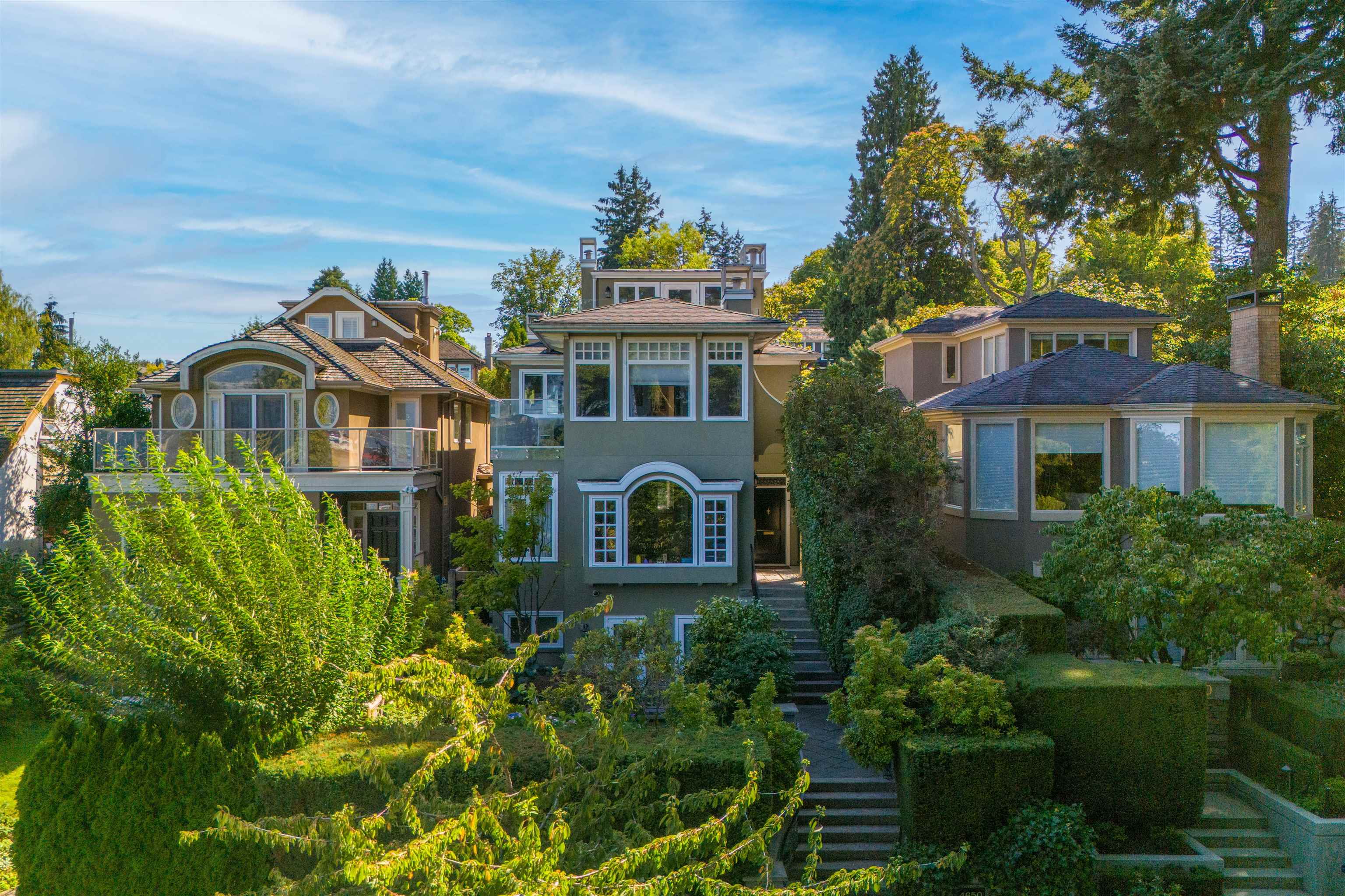 4650 West 2nd Avenue, Vancouver, BC V6R 1L1