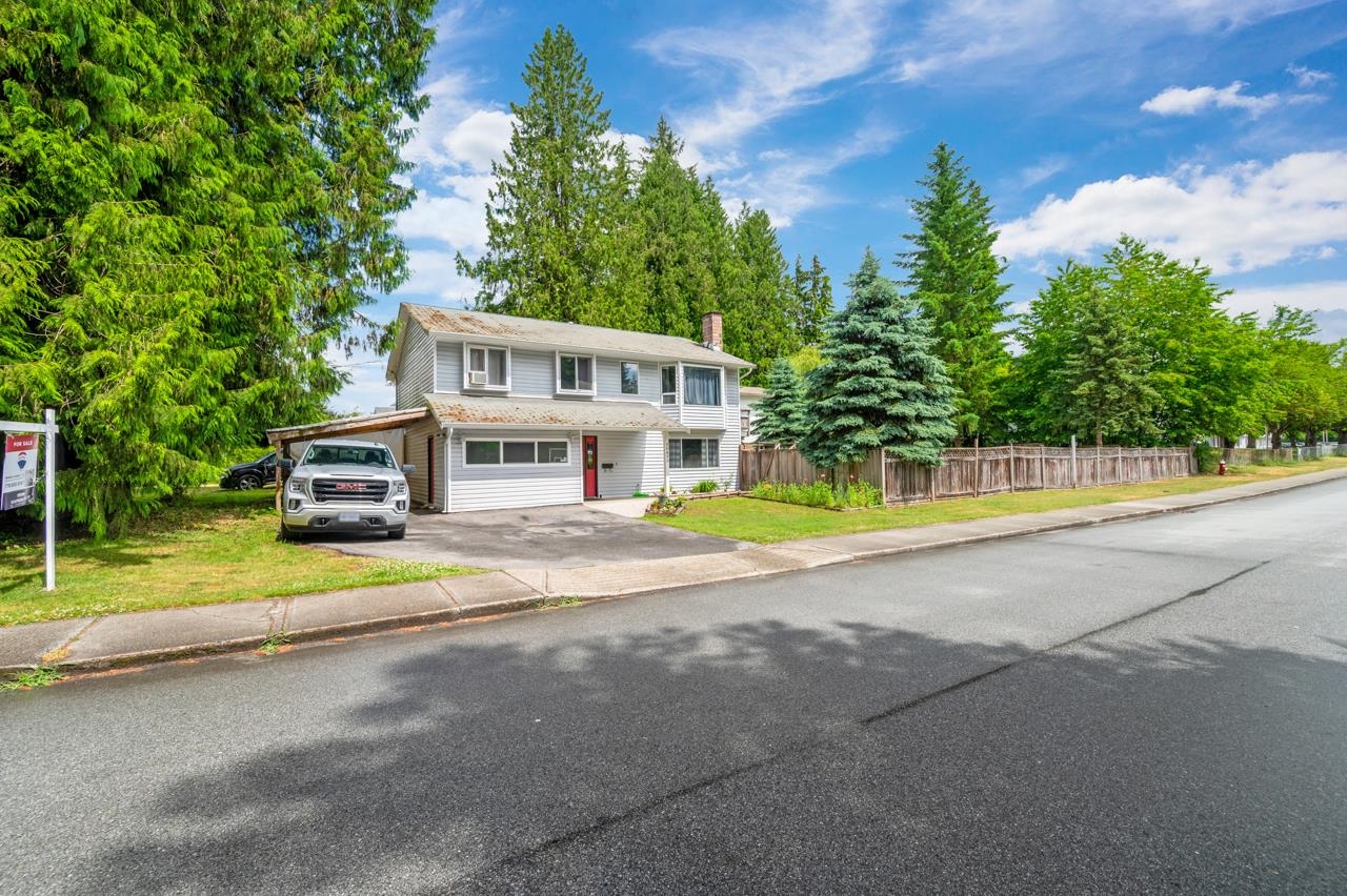 20835 Wicklund Avenue, Maple Ridge, BC V2X 8E8