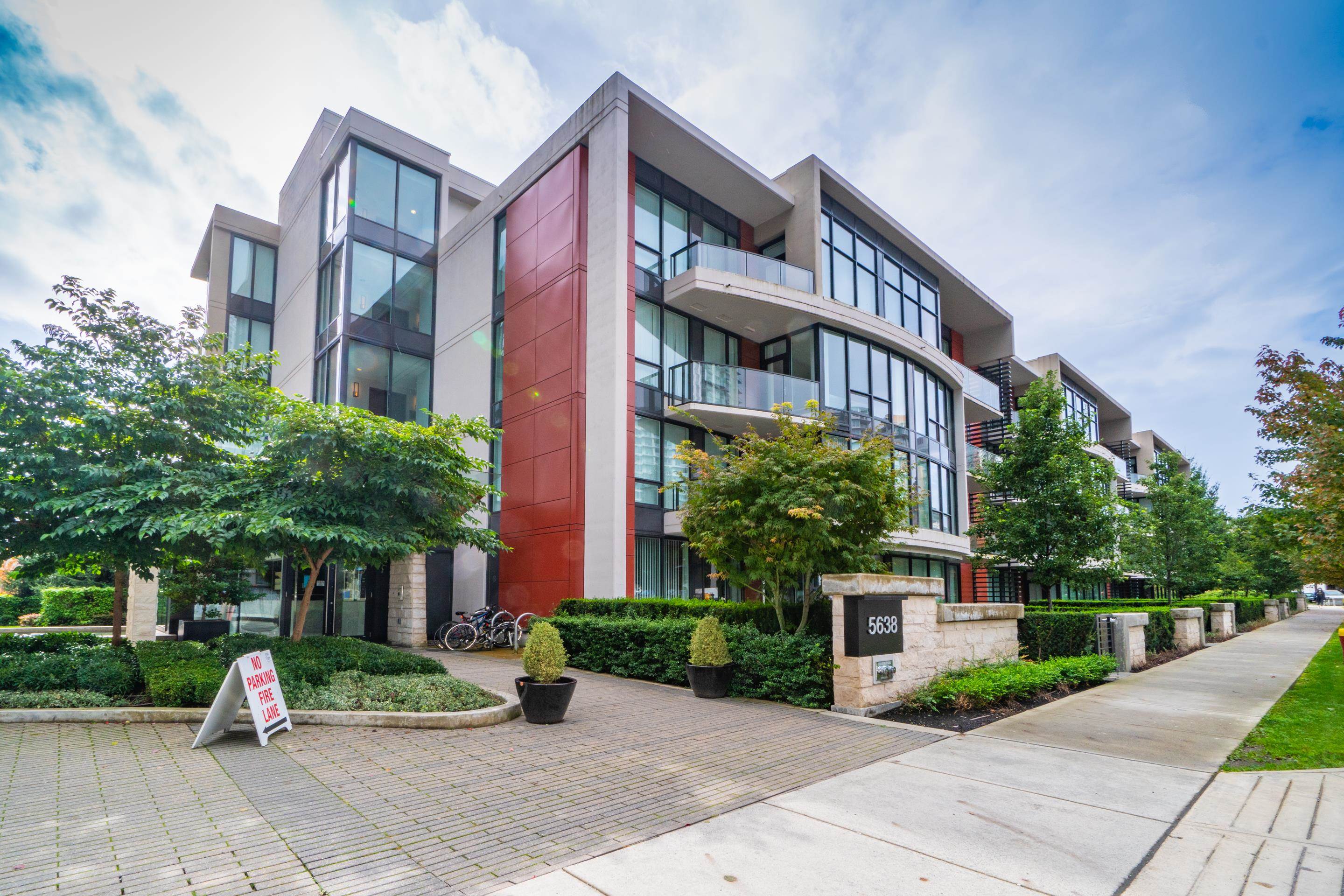 5638 Birney Avenue #212, Vancouver, BC V6S 0H8