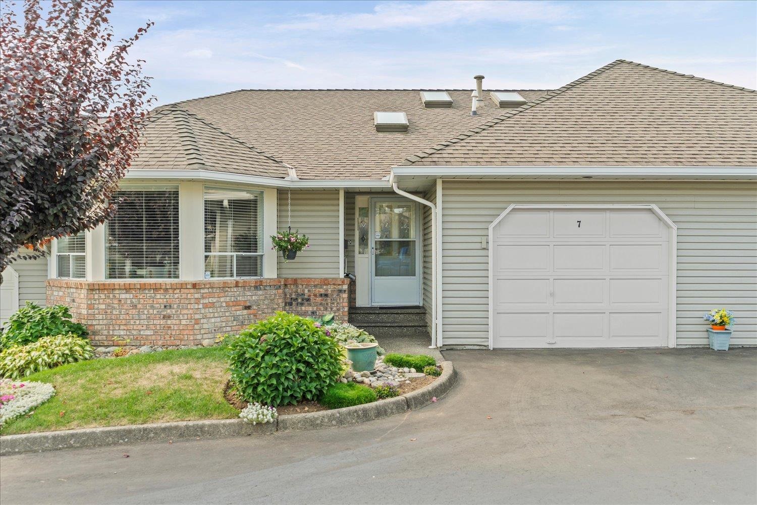 32615 Murray Avenue #7, Abbotsford, BC V2T 4T8