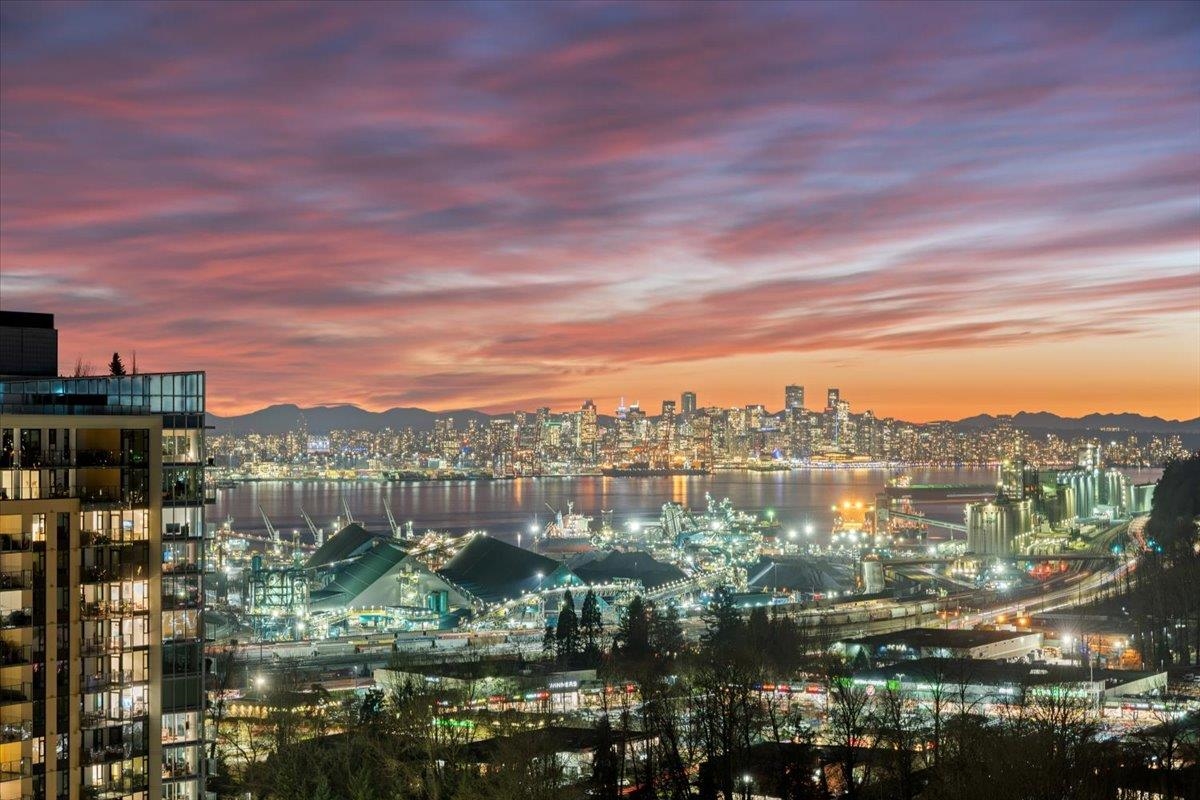 1500 Fern St #3006, North Vancouver, BC V7J 0E6