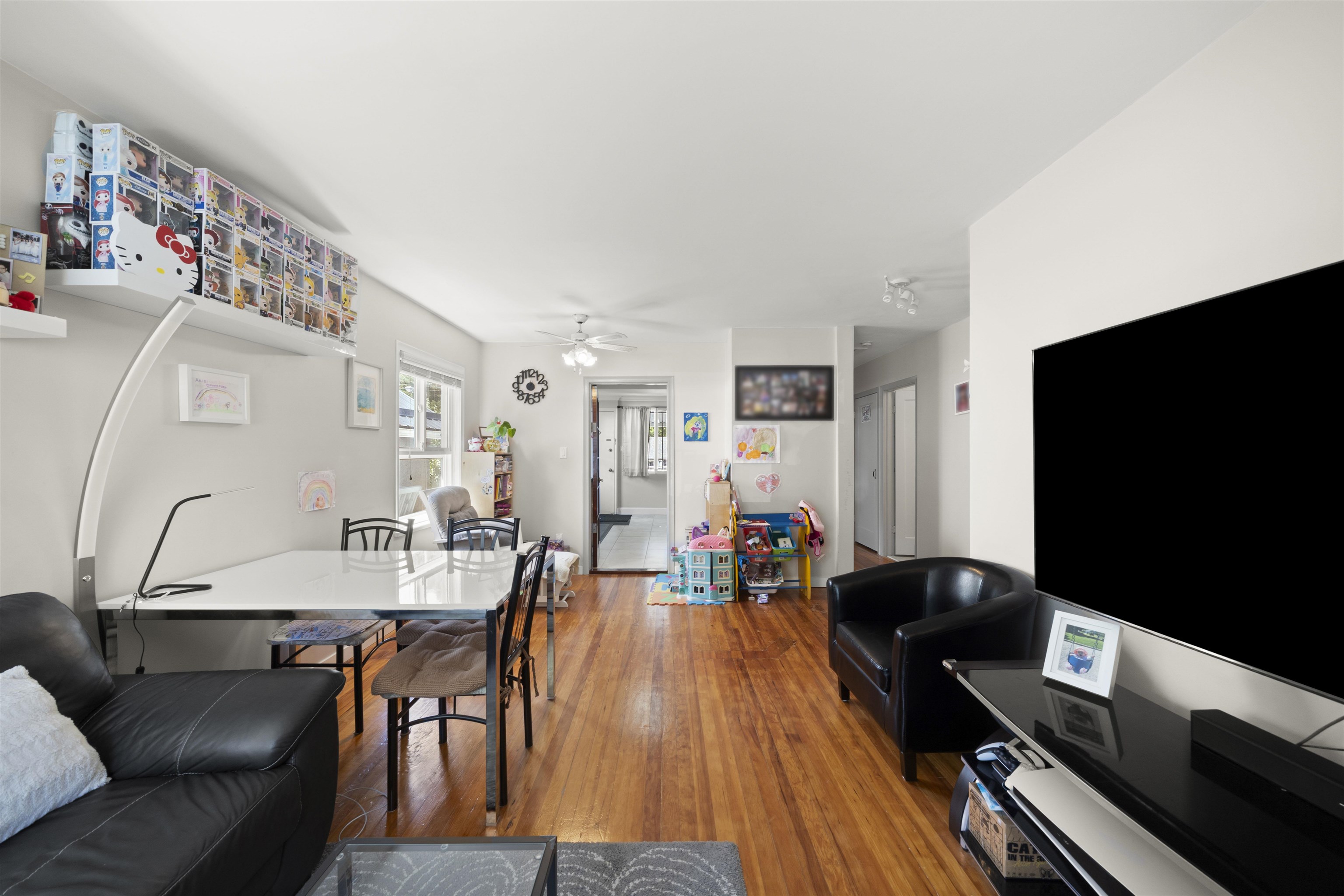 4763 Killarney Street, Vancouver, BC V5R 3V6