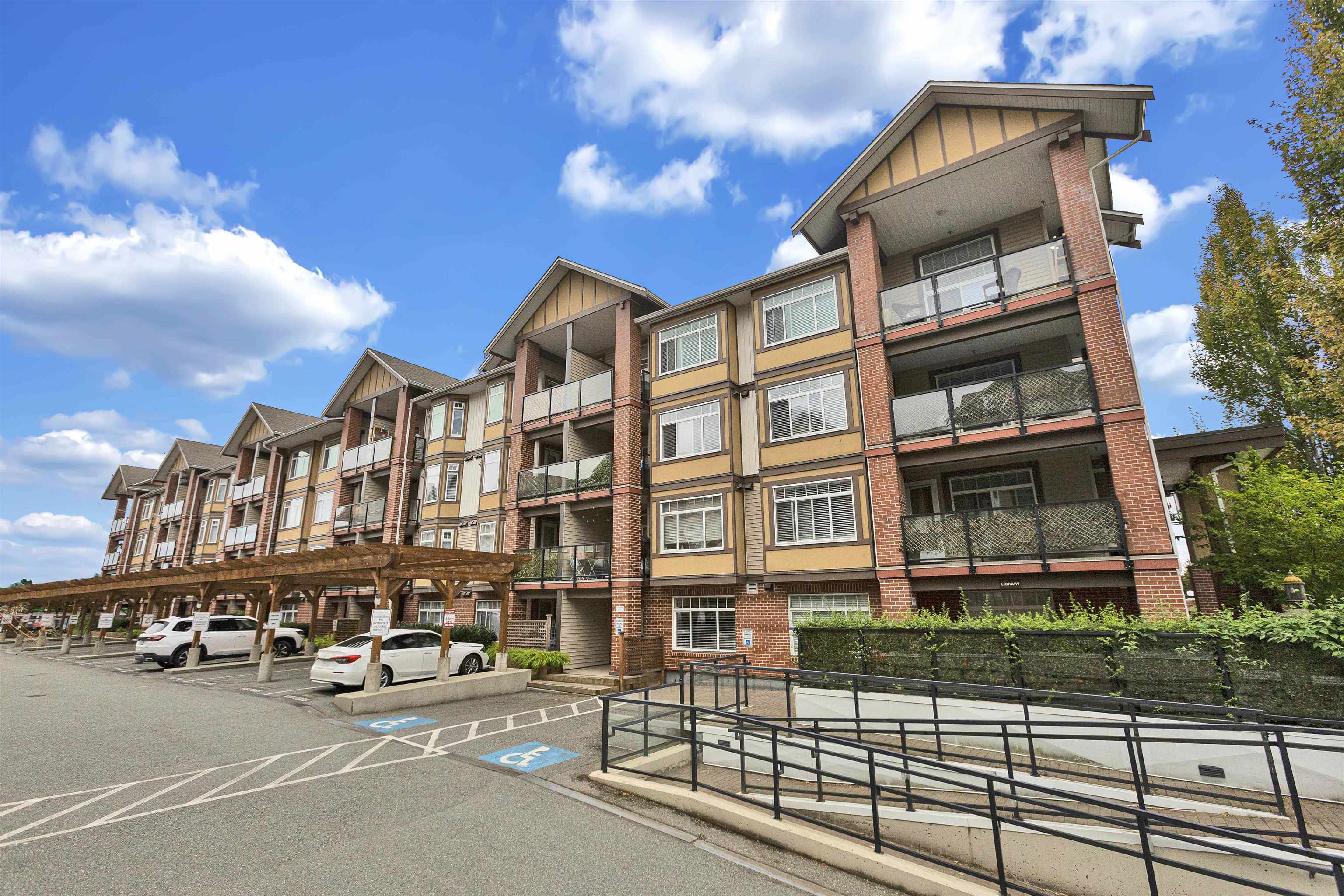 5650 201a Street #117, Langley, BC V3A 0B3