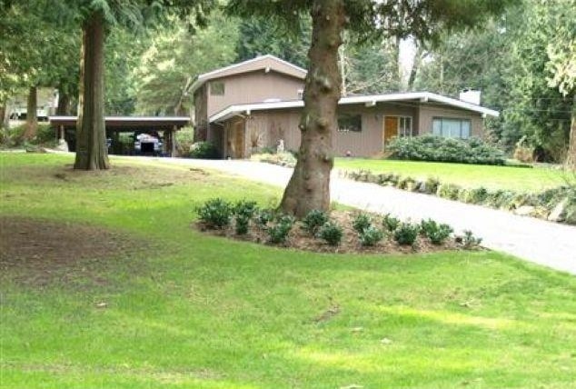 13418 Vine Maple Drive, Surrey, BC V4P 1W9