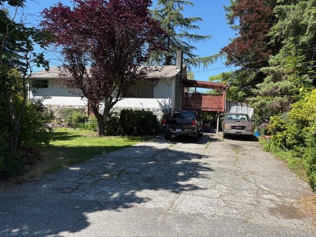 122 Avenue, Maple Ridge, BC V2X 3Y5