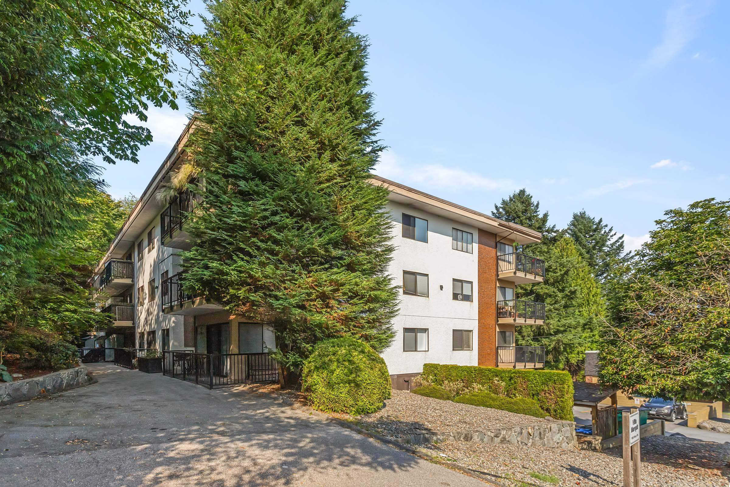 195 Mary Street #304, Port Moody, BC V3H 2P1