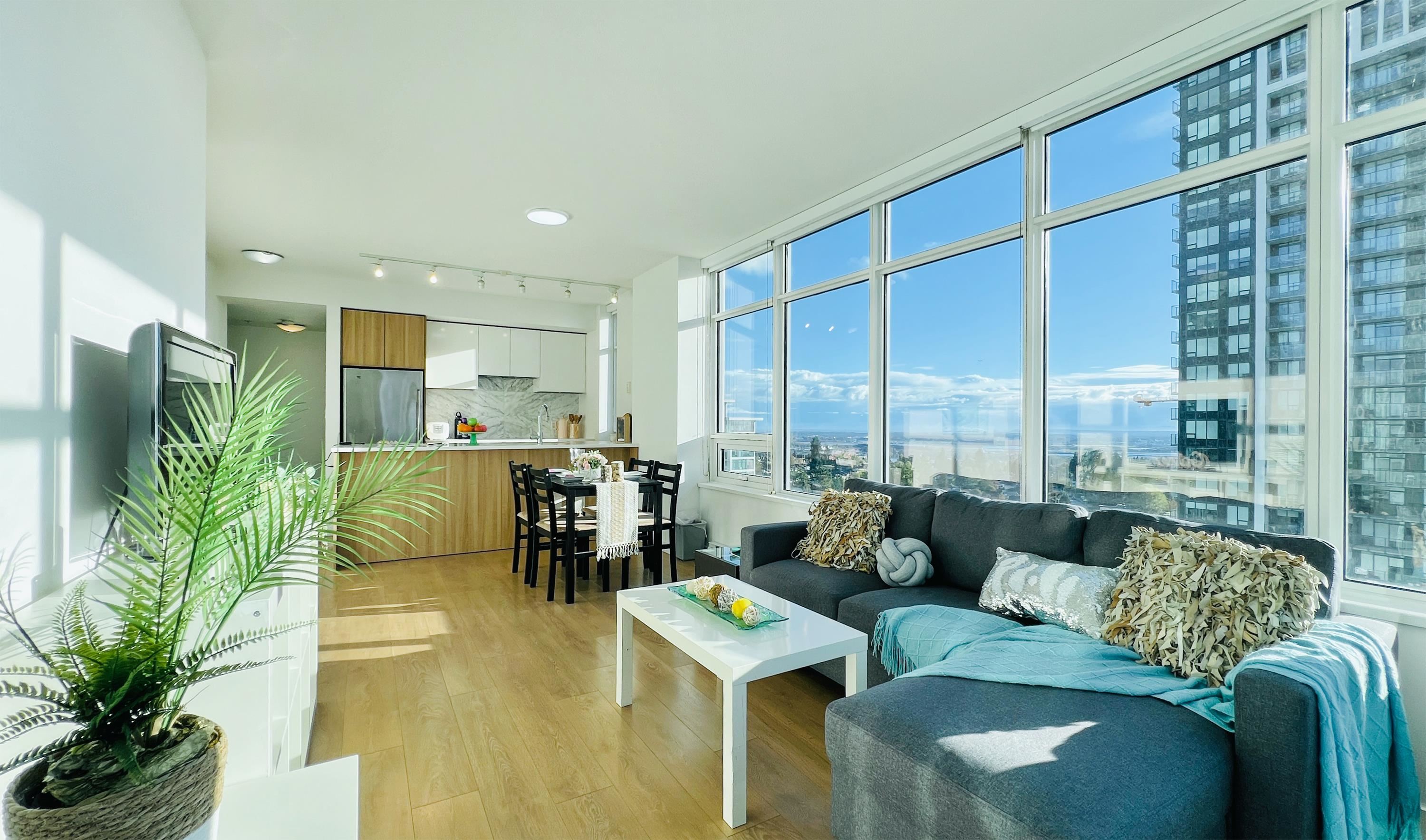 6461 Telford Avenue #1507, Burnaby, BC V5H 0B7