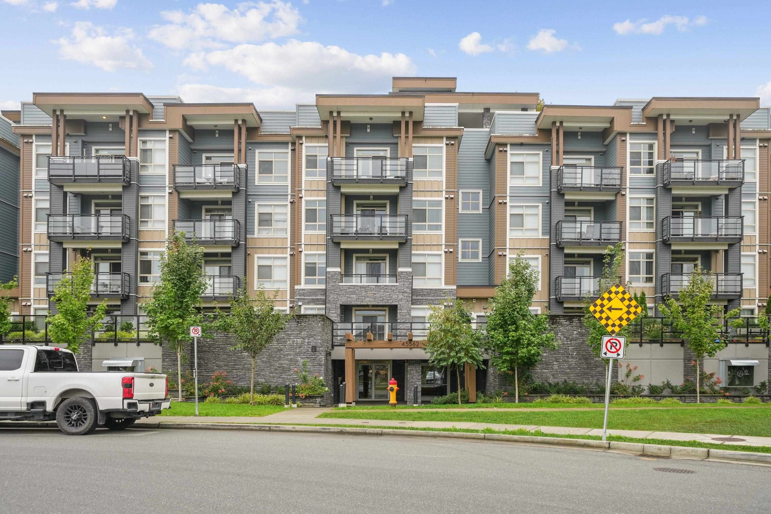45562 Airport Road #206, Chilliwack, BC V2P 0J8