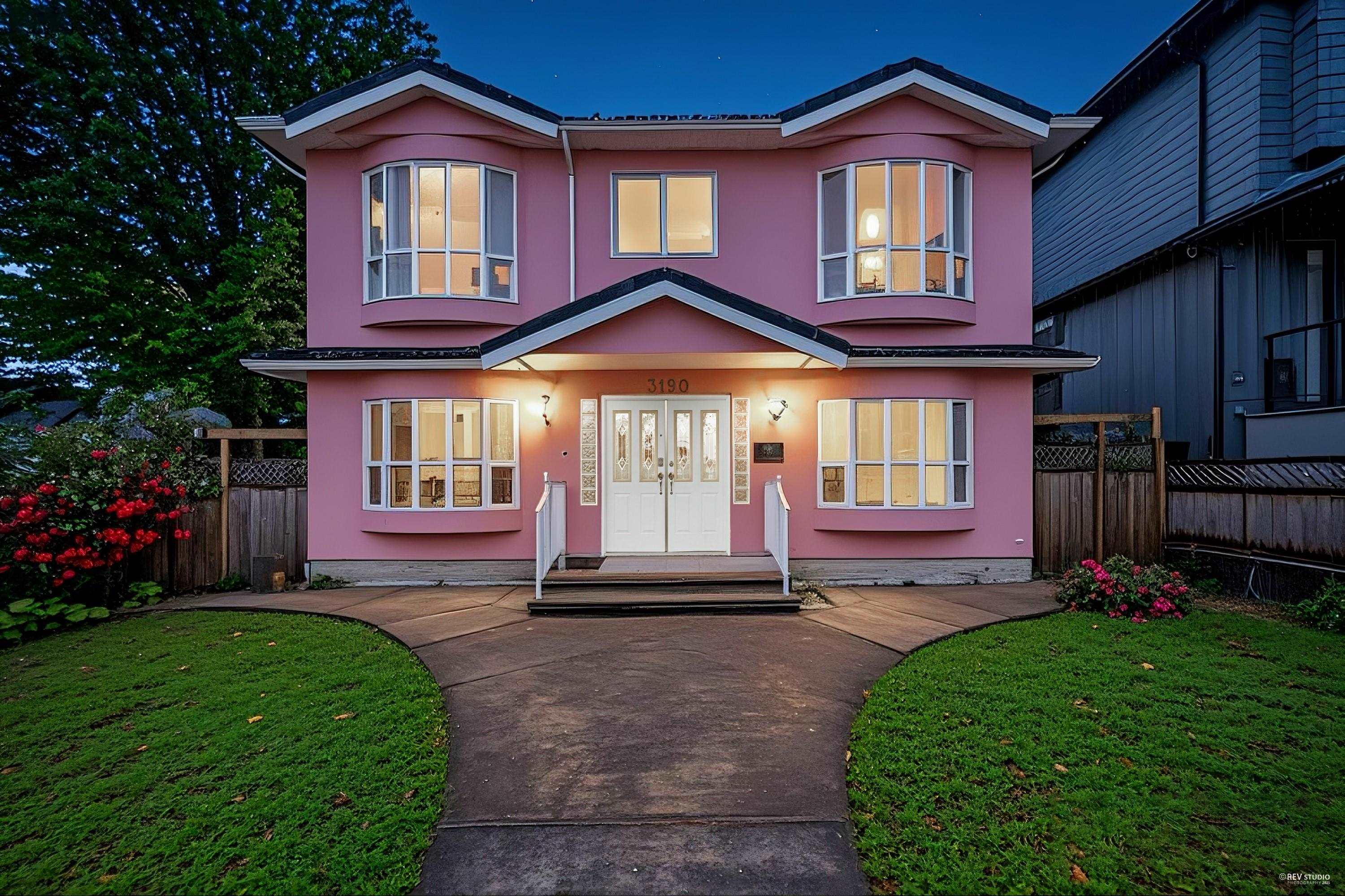 3190 Grant Street, Vancouver, BC V5K 3H9