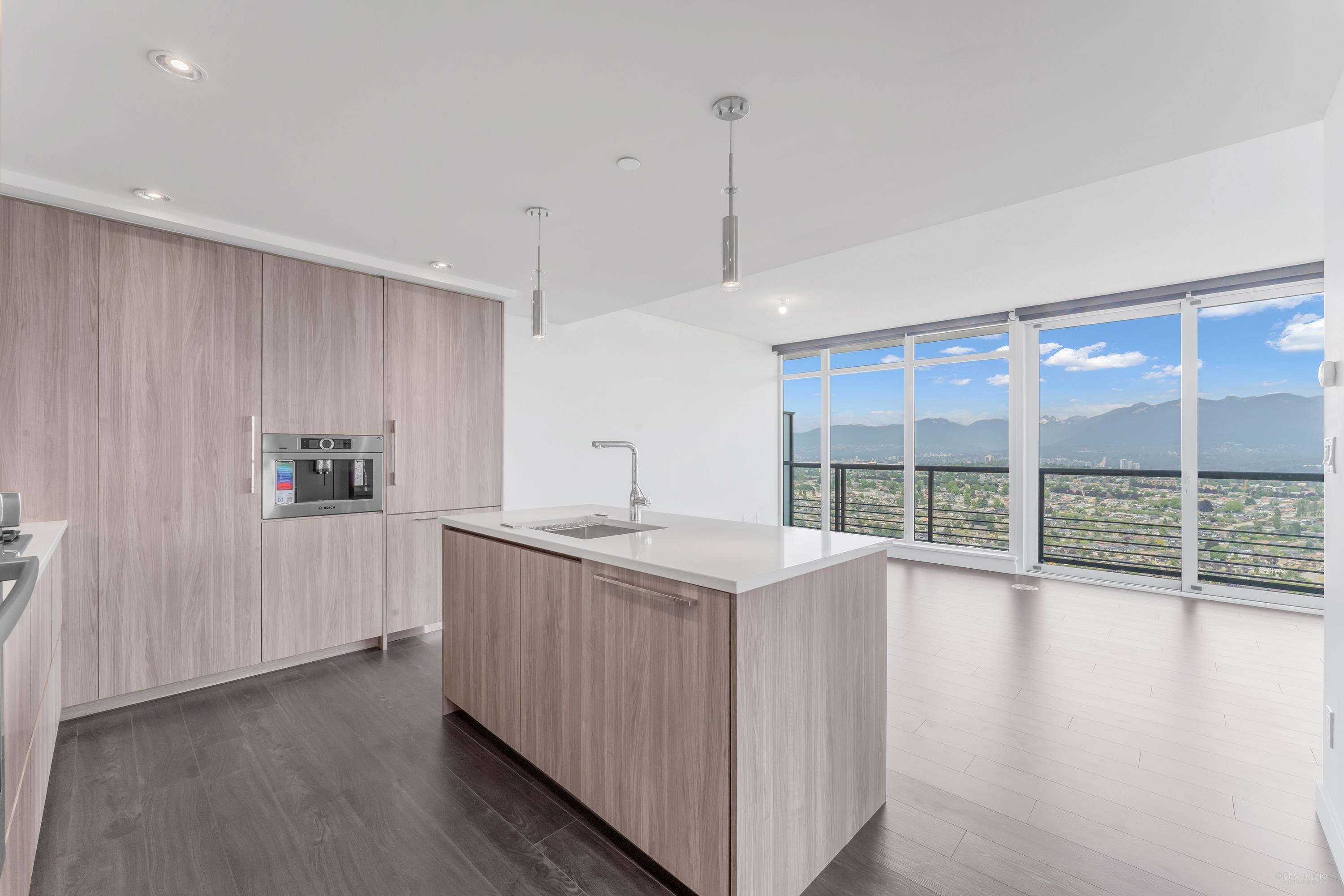 4730 Lougheed Hwy #4807, Burnaby, BC V5C 0M9