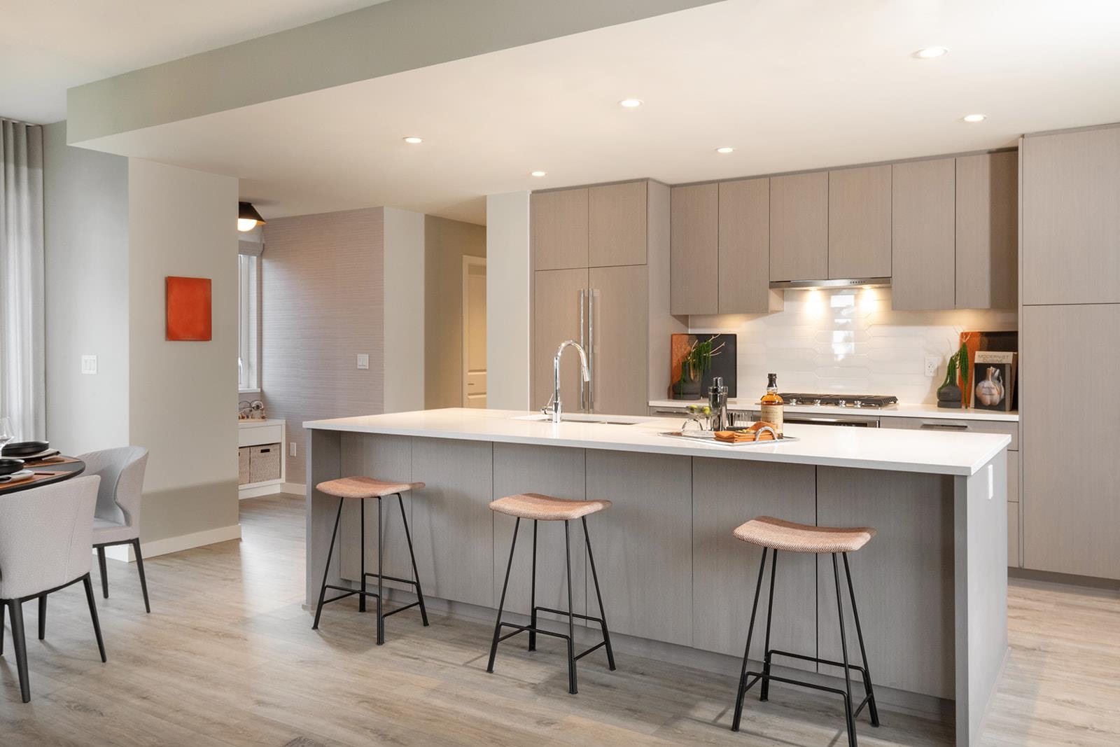 1331 Wellon St #205, Coquitlam, BC V3E 0V3