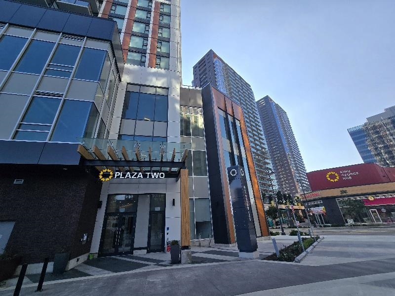 13745 George Junction #804, Surrey, BC V3T 0V8