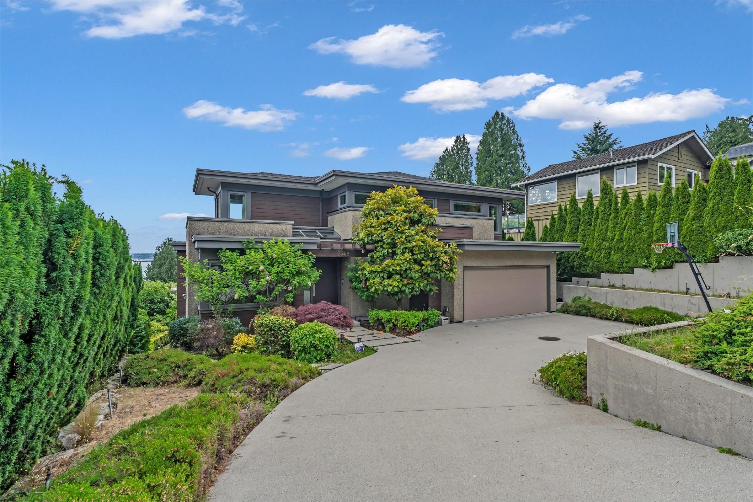 2548 Mathers Avenue, West Vancouver, BC V7V 2J1