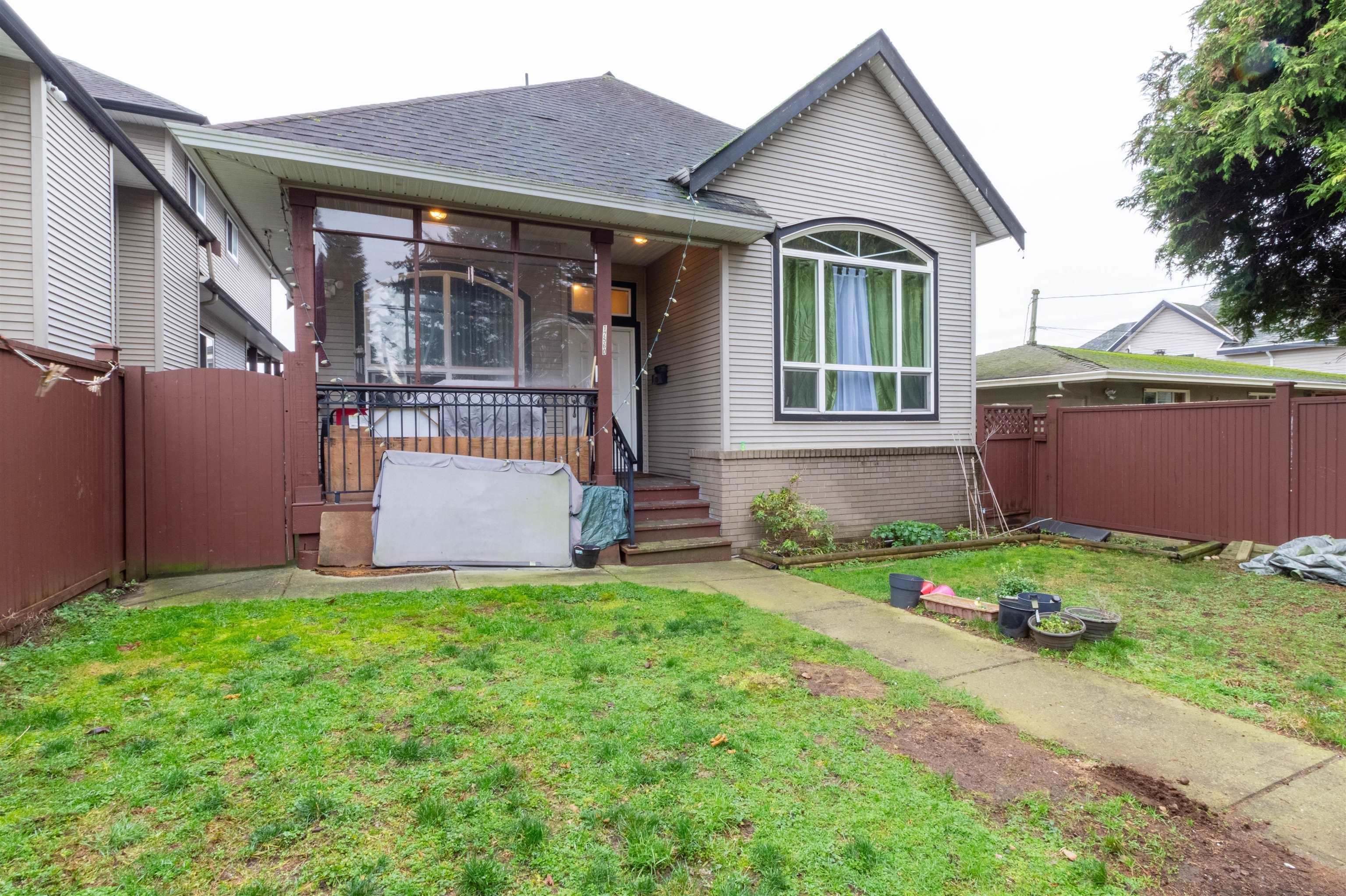 64 Avenue, Surrey, BC V3W 1W9