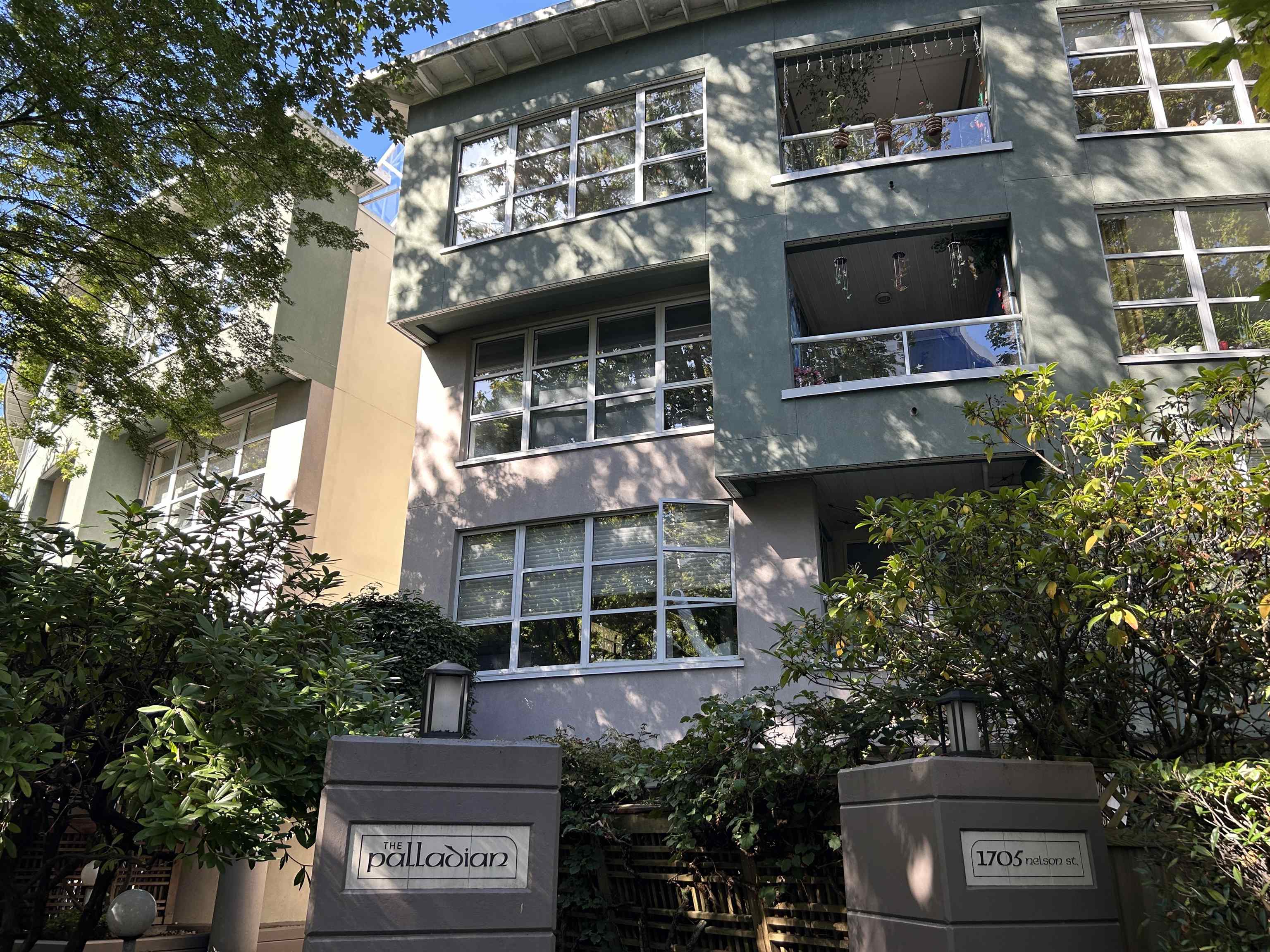 1705 Nelson Street #209, Vancouver, BC V6G 1M6