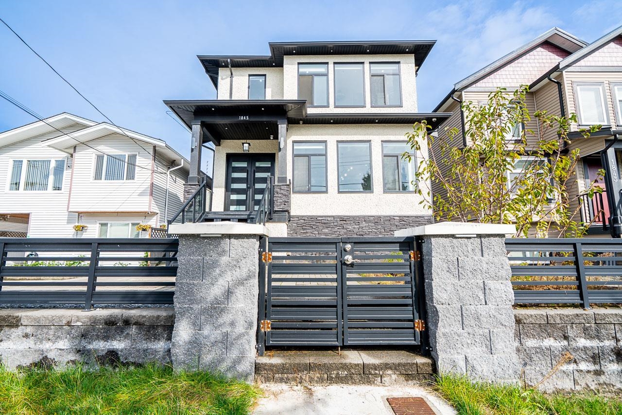 1845 Fraser Avenue, Port Coquitlam, BC V3B 1N2
