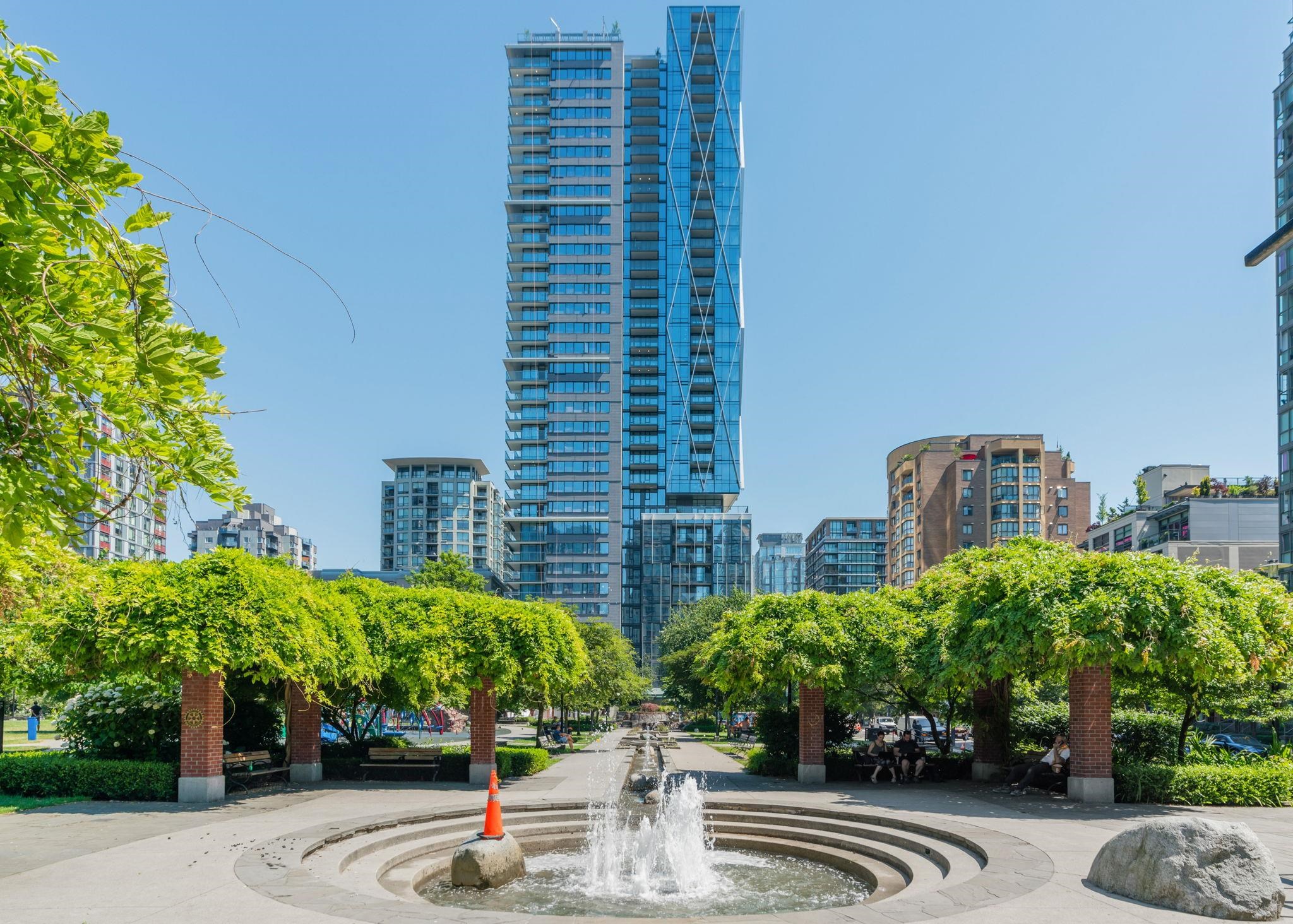 1111 Richards Street #3306, Vancouver, BC V6B 0S3
