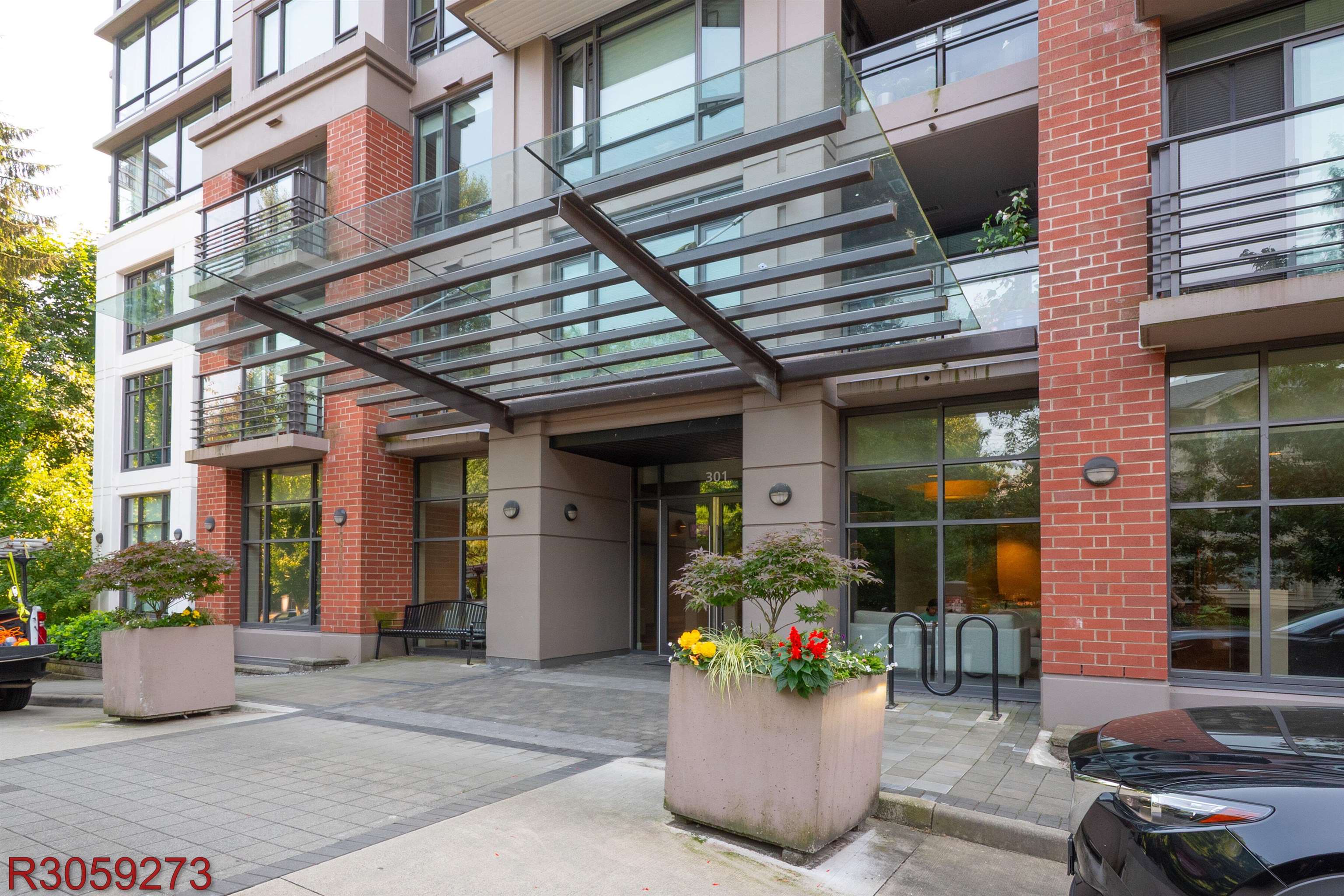 301 Capilano Road #1902, Port Moody, BC V3H 0G6