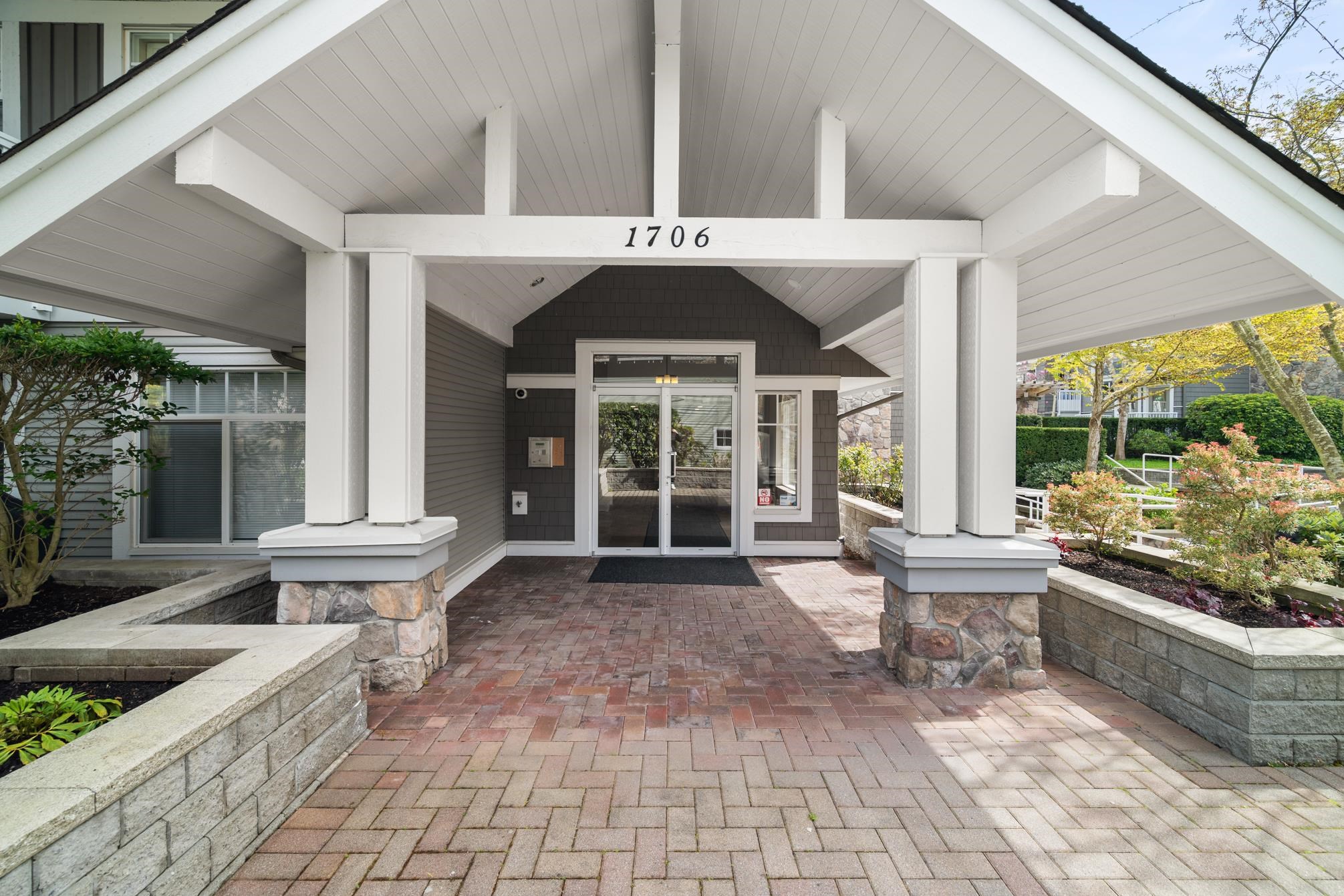 1706 56 Street #110, Delta, BC V4L 2R3