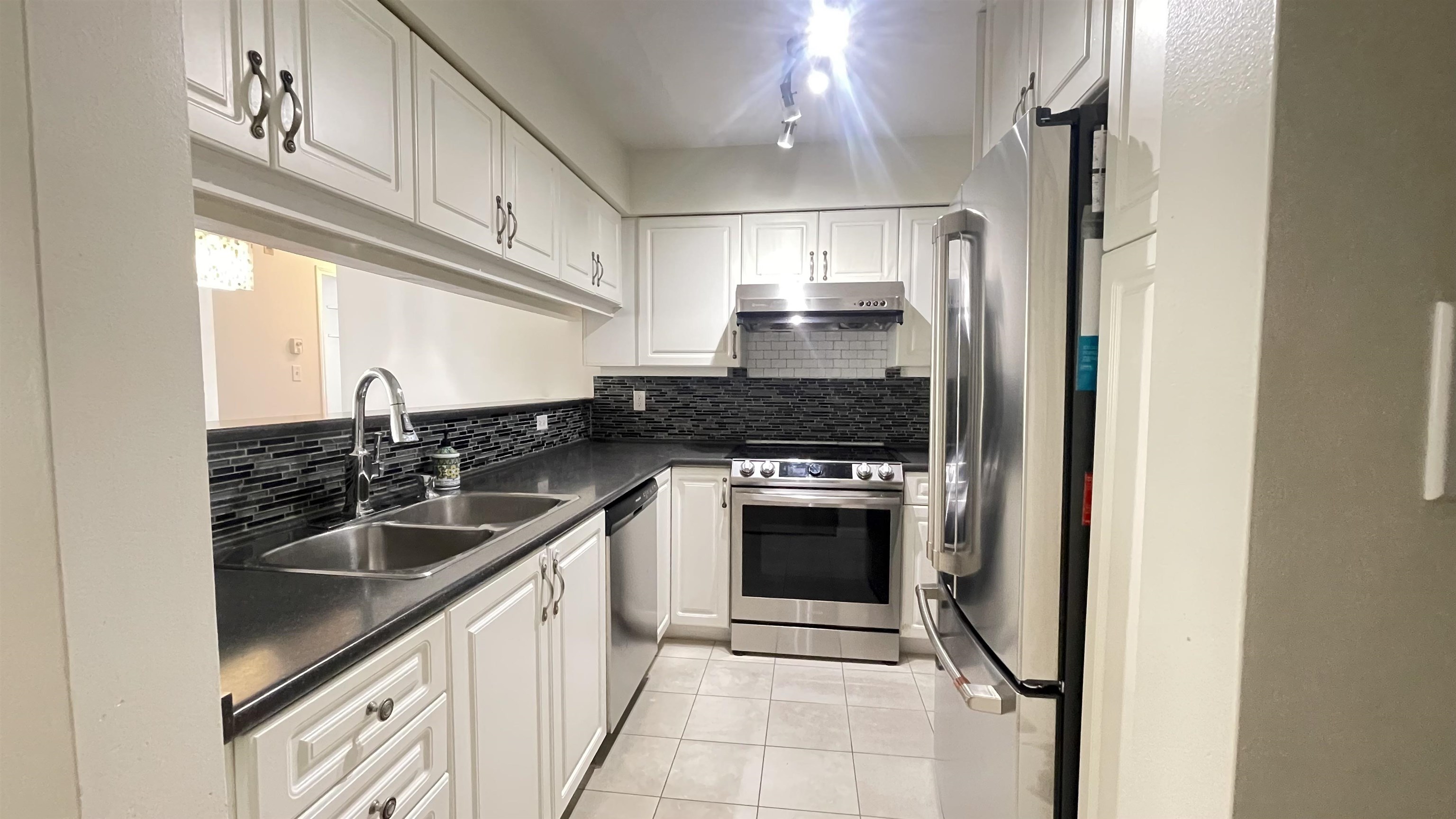8728 Southwest Marine Drive #302, Vancouver, BC V6P 6A4