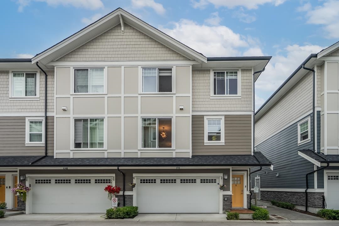 19501 74 Avenue #11, Surrey, BC V4N 6V7