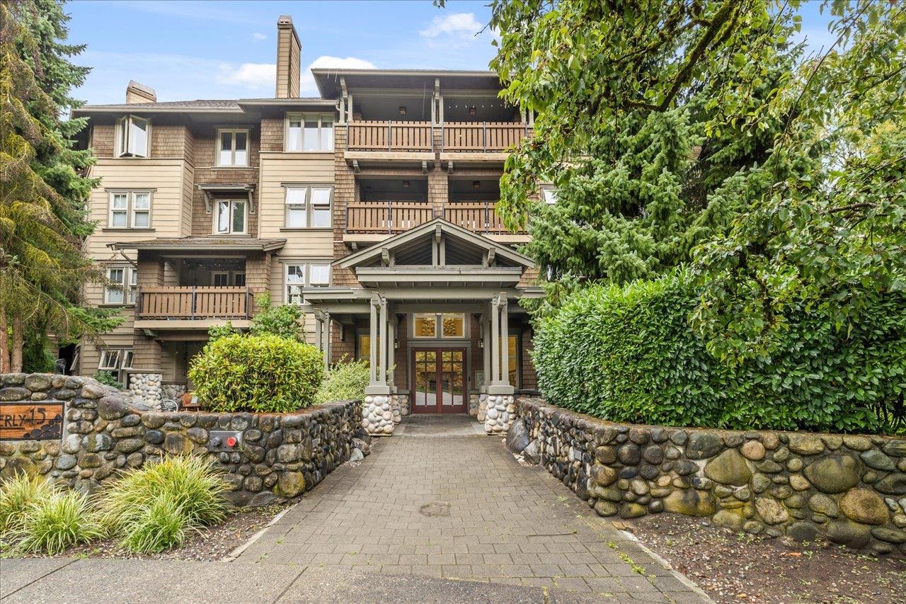 15 Smokey Smith Place #207, New Westminster, BC V3L 5V7