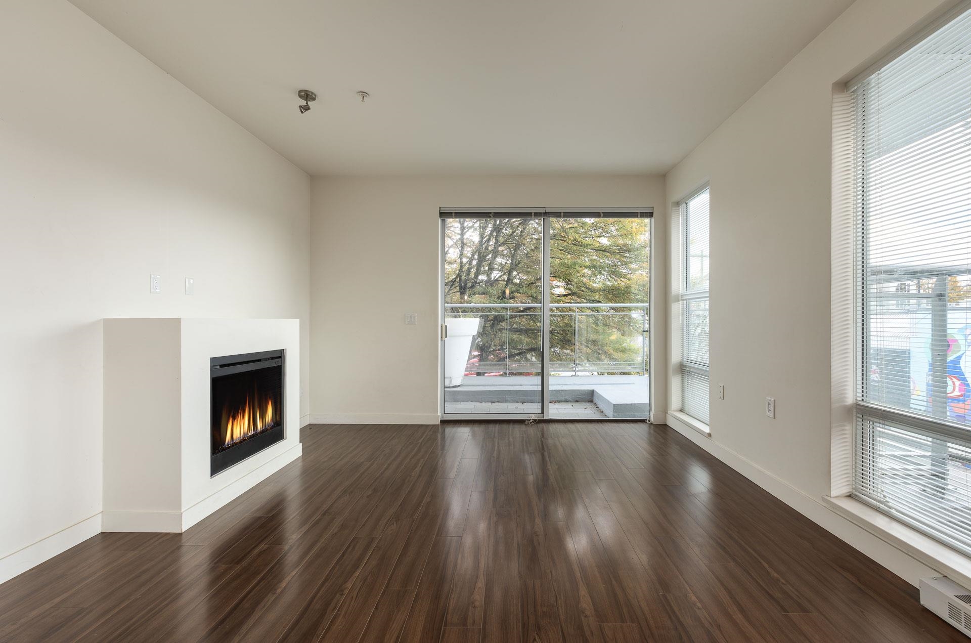 3333 Main Street #218, Vancouver, BC V5V 3M8