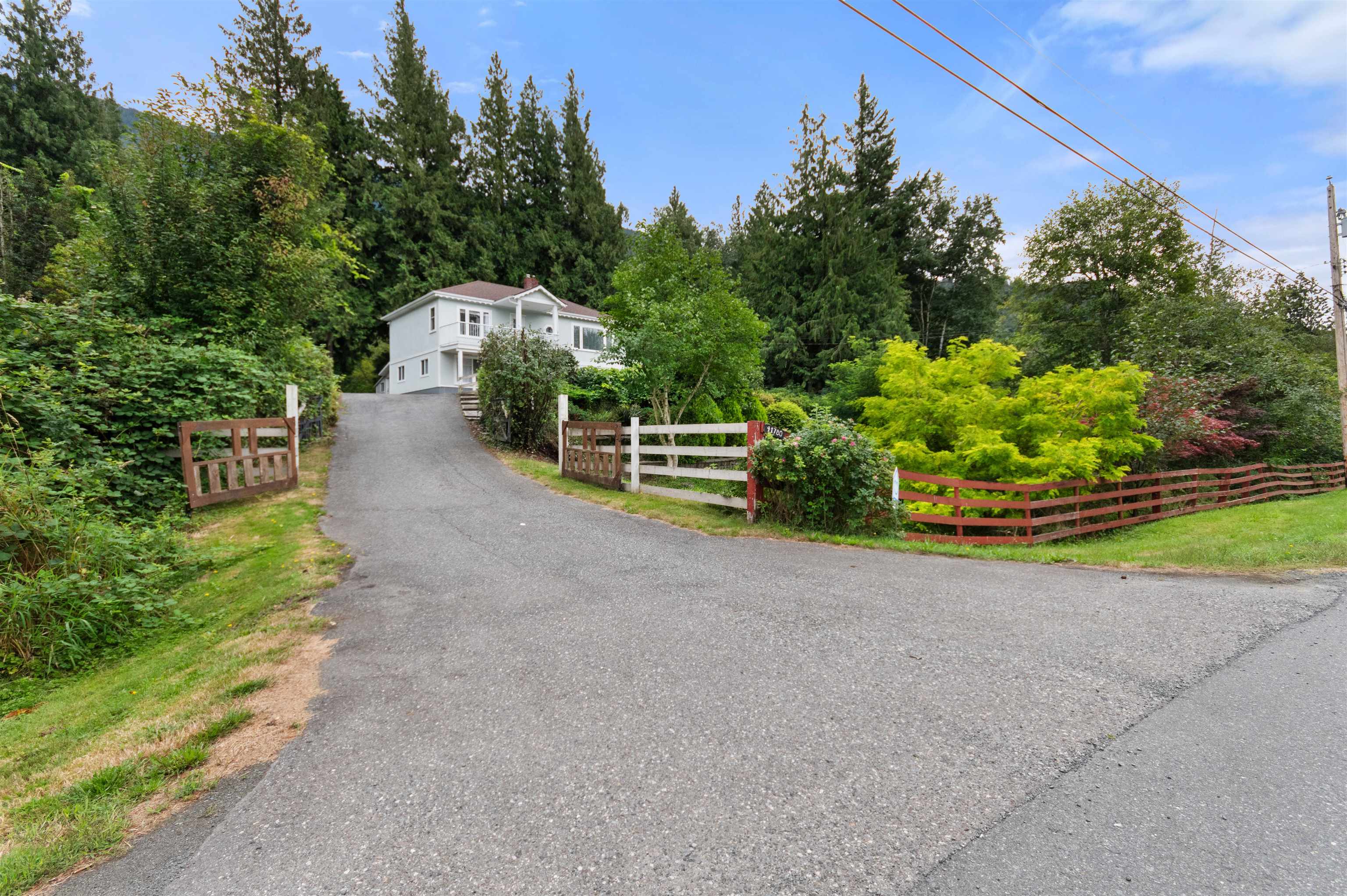 41780 Majuba Hill Rd, Chilliwack, BC V2R 5G9