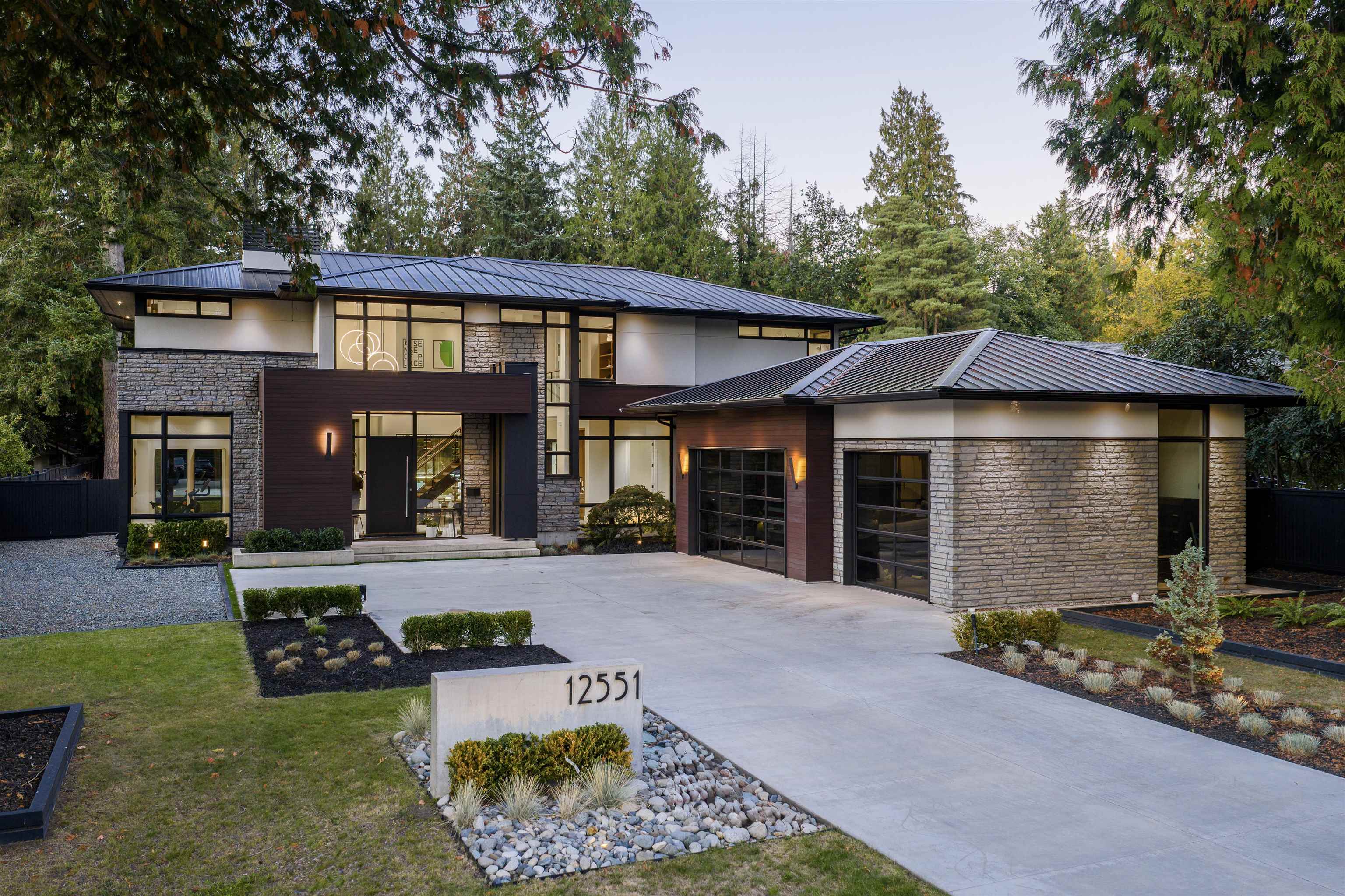 22 Avenue, Surrey, BC V4A 2B6