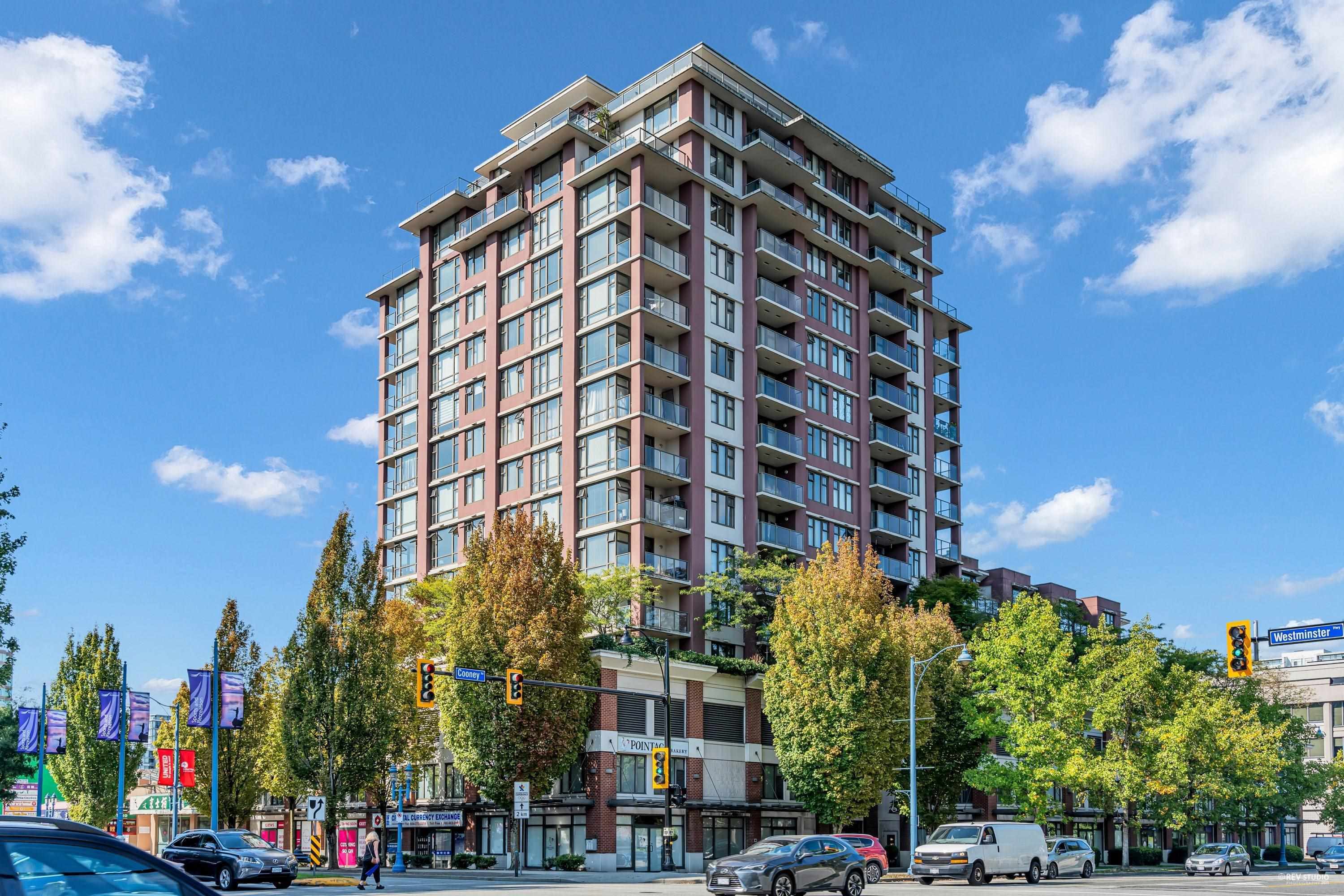 5933 Cooney Road #902, Richmond, BC V6X 4H3