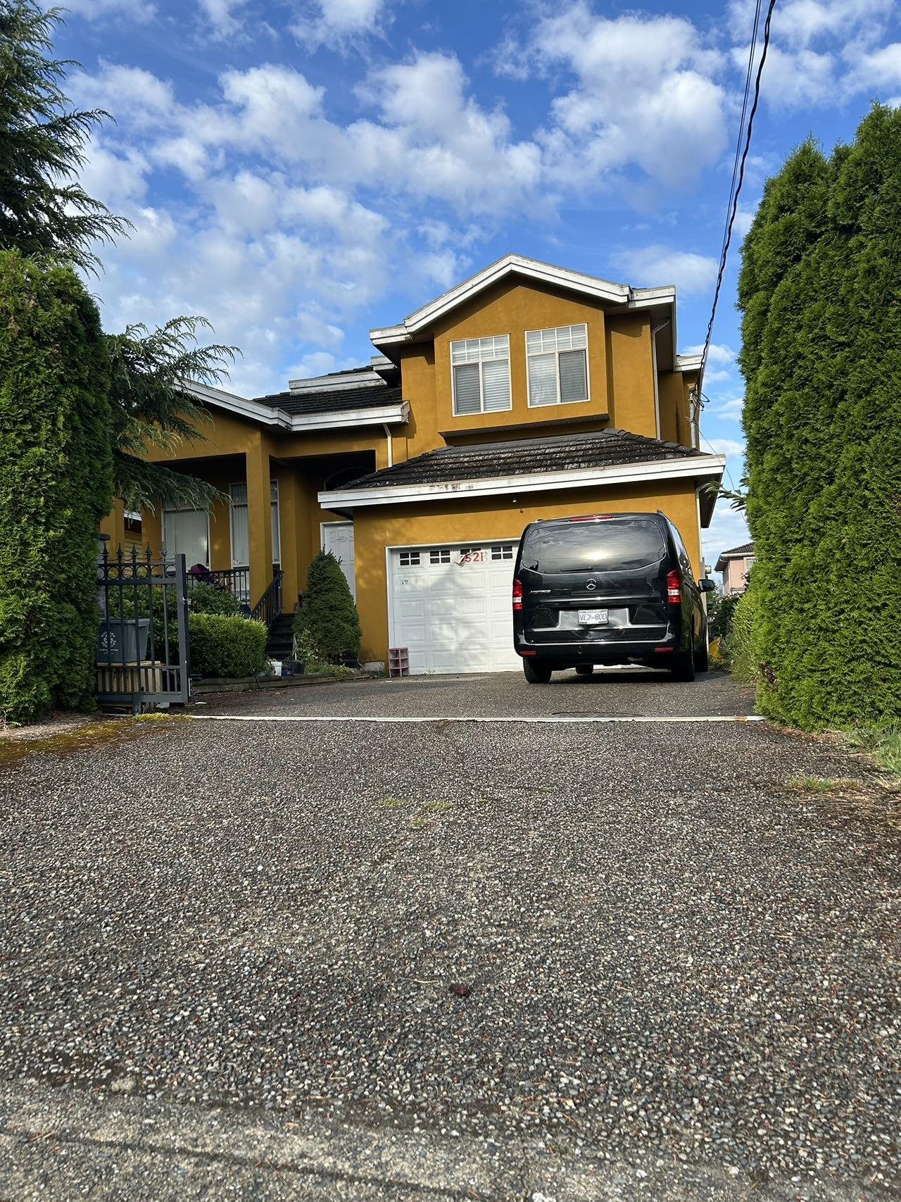 6521 Waltham Avenue, Burnaby, BC V5H 3V6