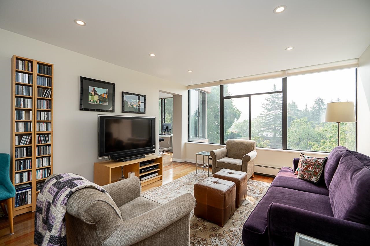 2101 Mcmullen Avenue #511, Vancouver, BC V6L 3B4
