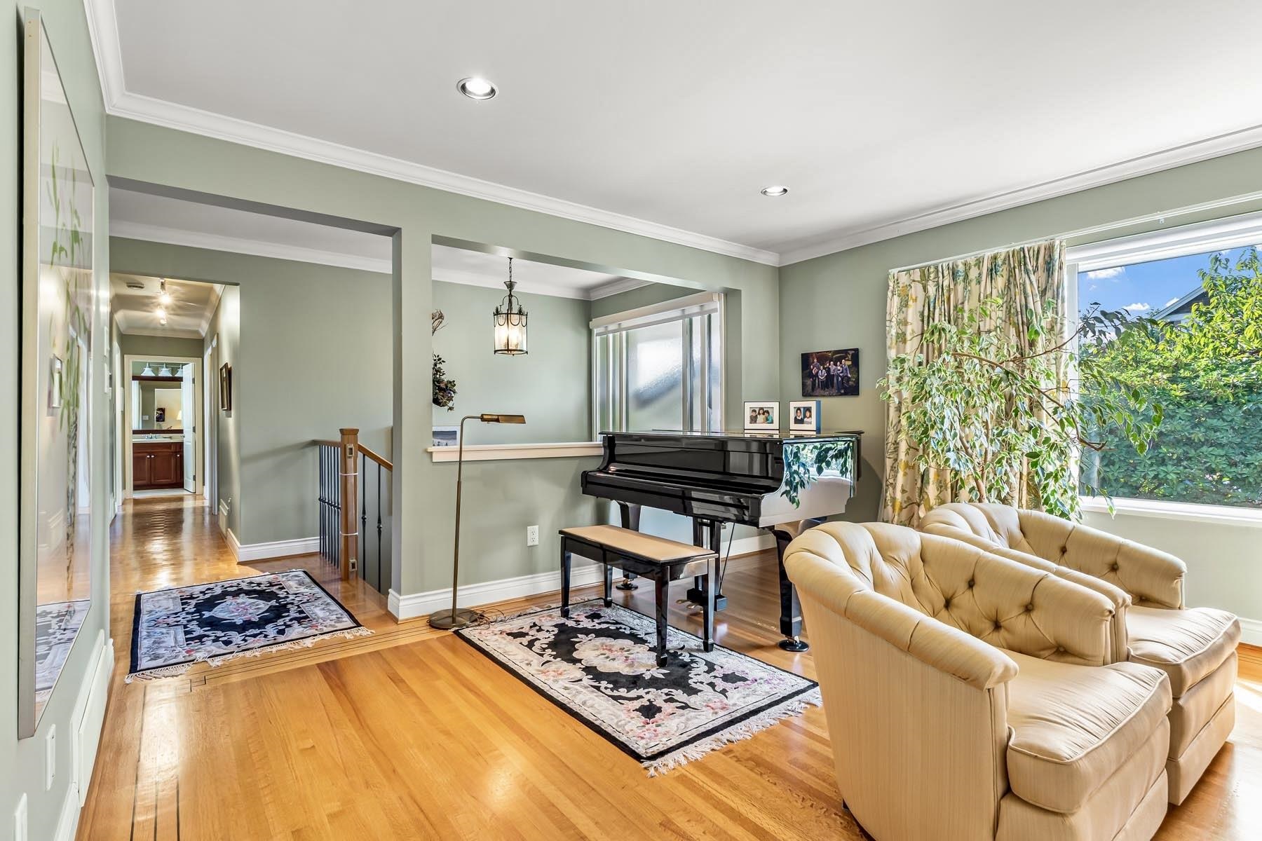 5912 Fremlin Street, Vancouver, BC V5Z 3W9