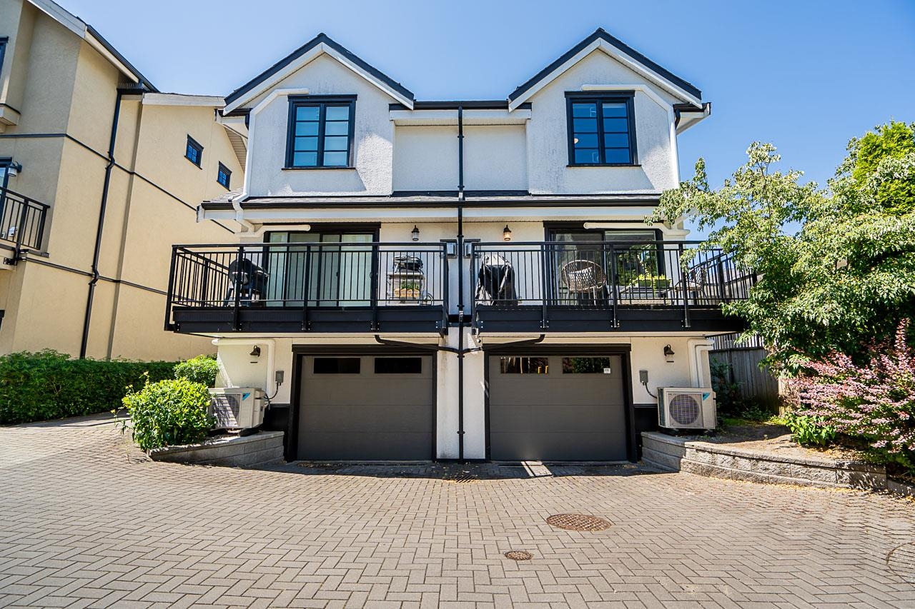 4320 Knight Street, Vancouver, BC V5N 3M5
