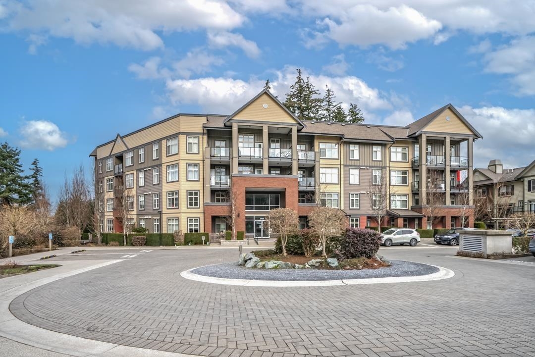 2855 156 Street #501, Surrey, BC V3Z 3Y3